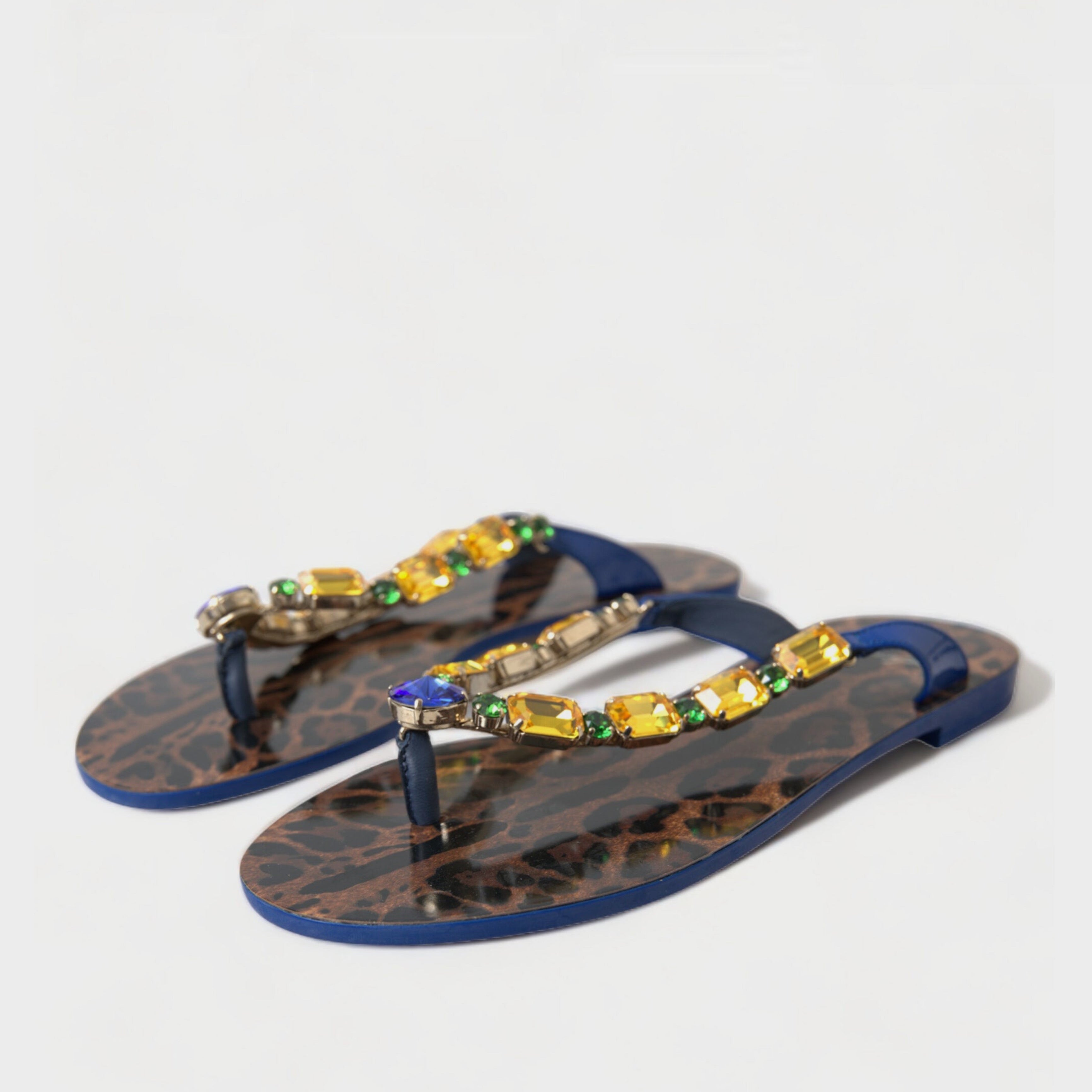 Дамски луксозни сандали в синьо с кристали DOLCE & GABBANA
Women’s Luxury Flat Blue Sandals