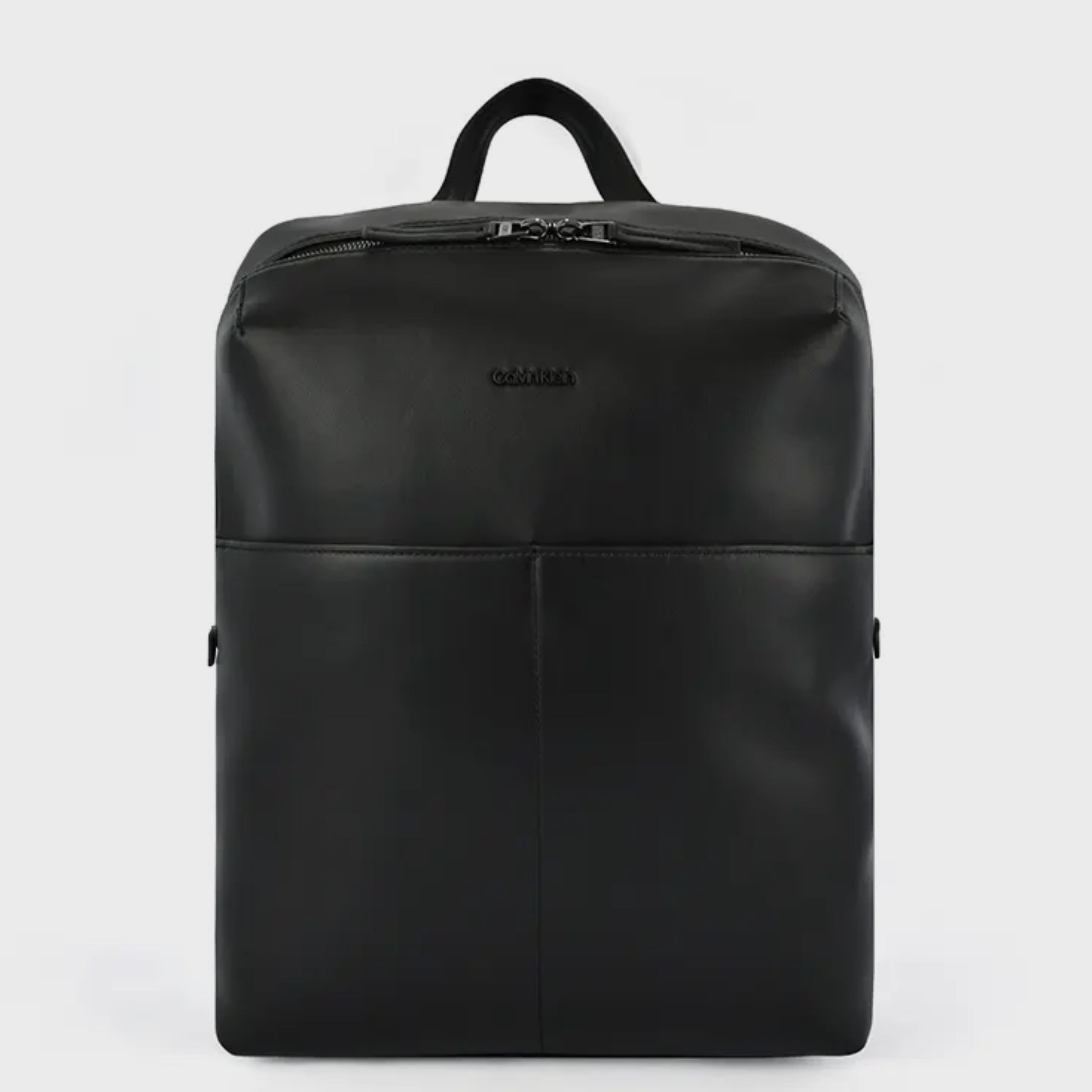 Мъжка раница Men’s rucksack Calvin Klein
K50K512251 Black front view