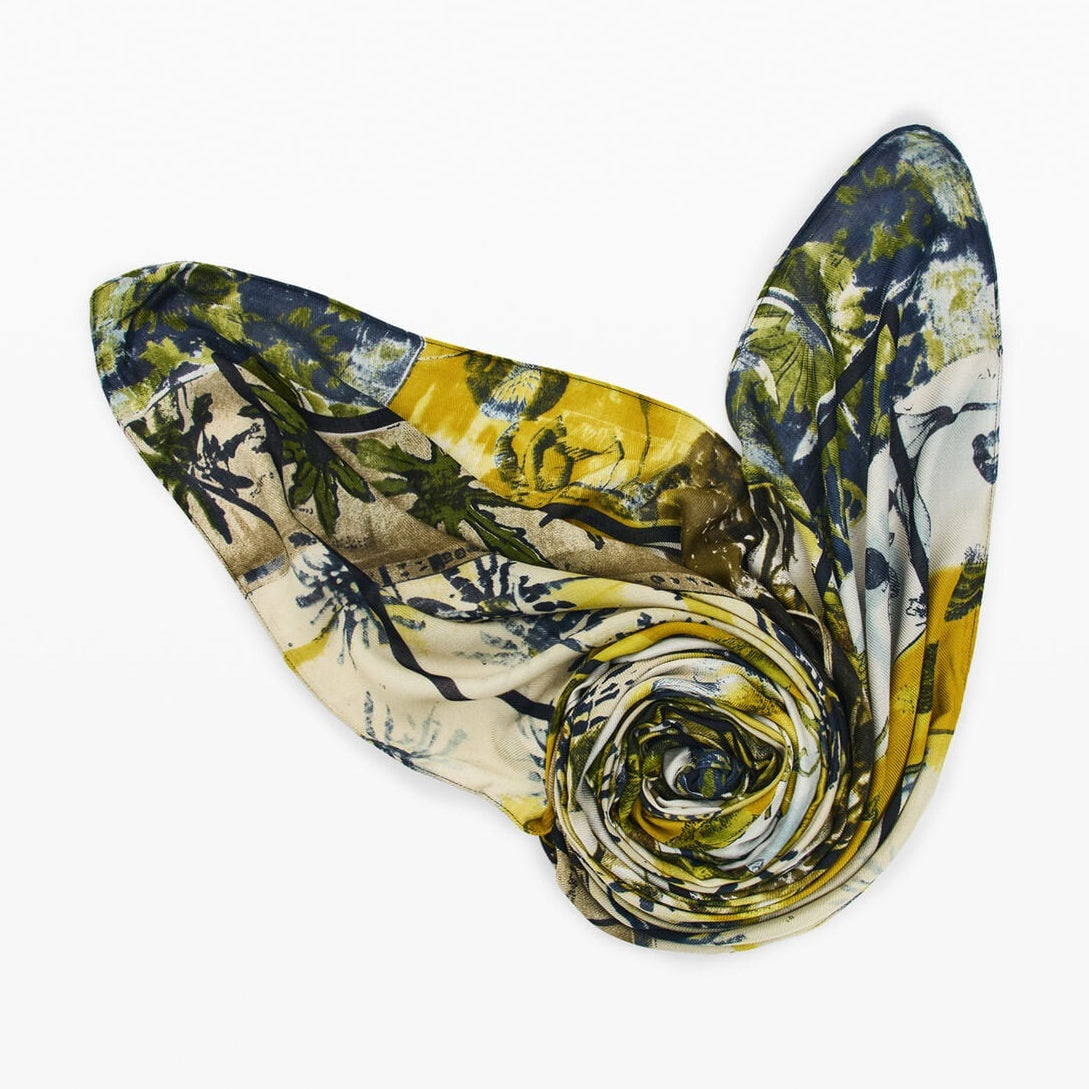 Дамски шал Desigual women’s scarf 26WAWA27 4003 Top view 