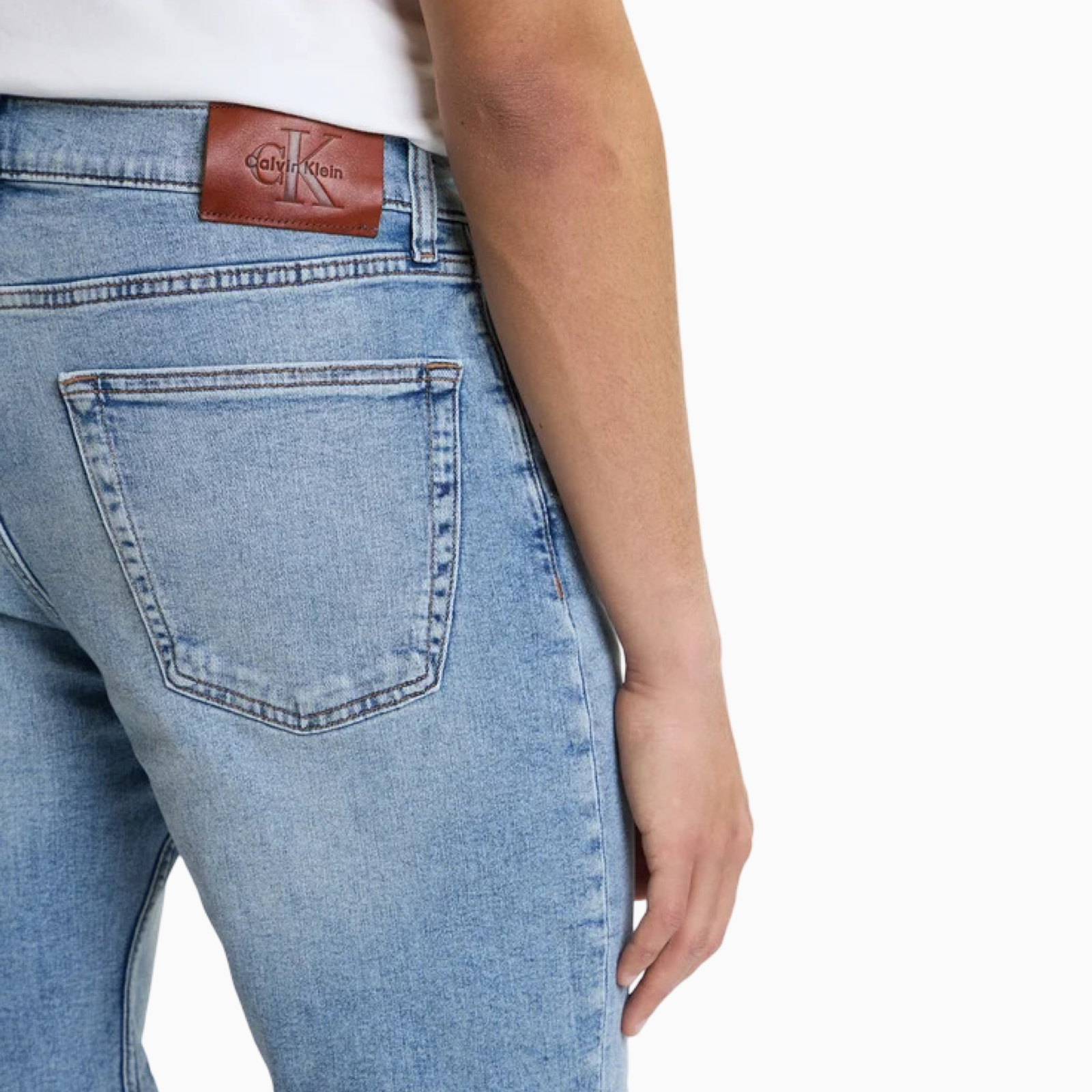 Мъжки къси дънки Calvin Klein Jeans Men Shorts LV04RF920G 57O Close-Up