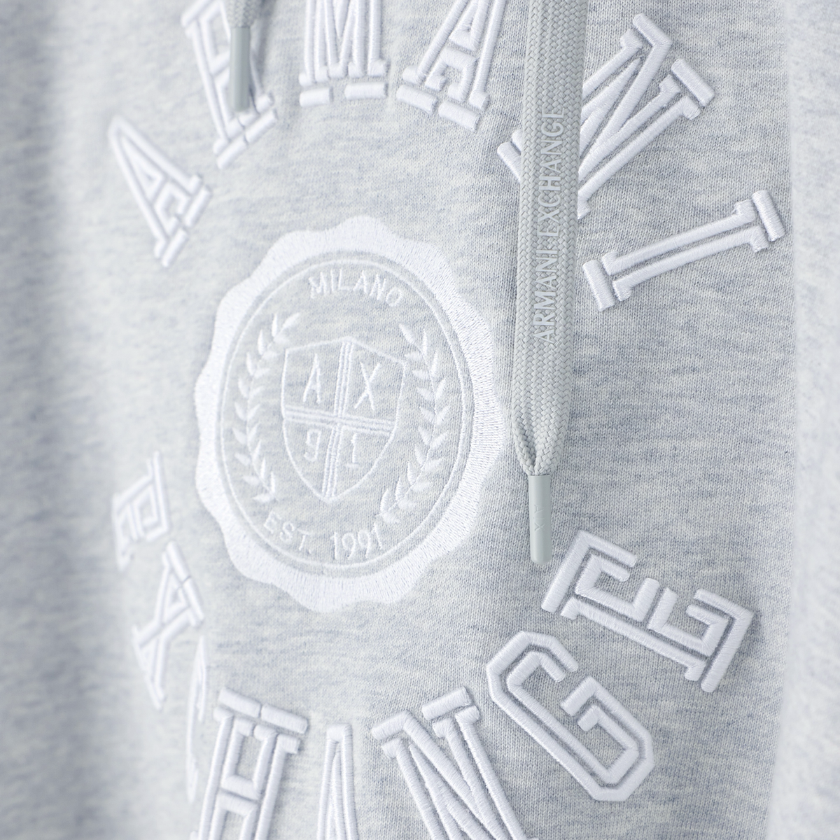 Дамско сиво худи Armani Exchange Women Sweatshirt XM002657 AF25527 O8019 Close-Up
