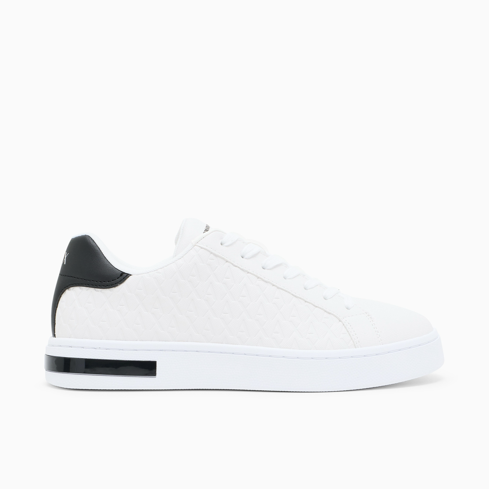 Мъжки бели кецове Armani Exchange XM000140 AF11916 Medial View