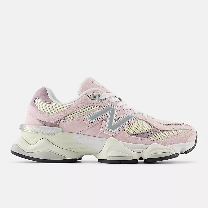 Дамски розови маратонки New Balance 9060 Women Sneakers U9060LBC