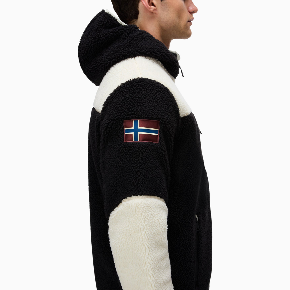 Мъжко худи Napapijri Yupik Men Fleece Hoodie NP0A8AZX MCB Close-Up