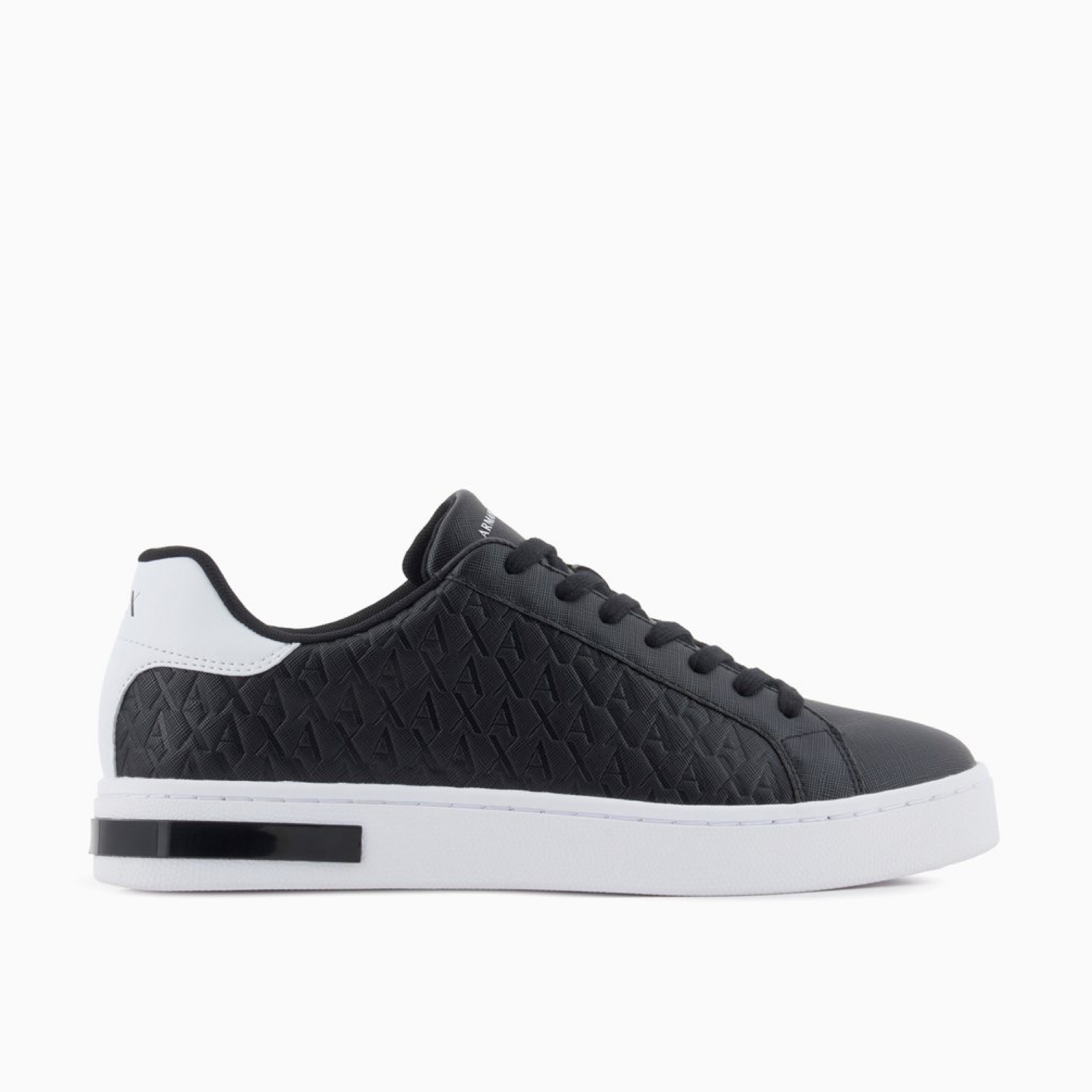 Мъжки черни кецове Armani Exchange Sneakers XM000140 AF11916 Lateral View