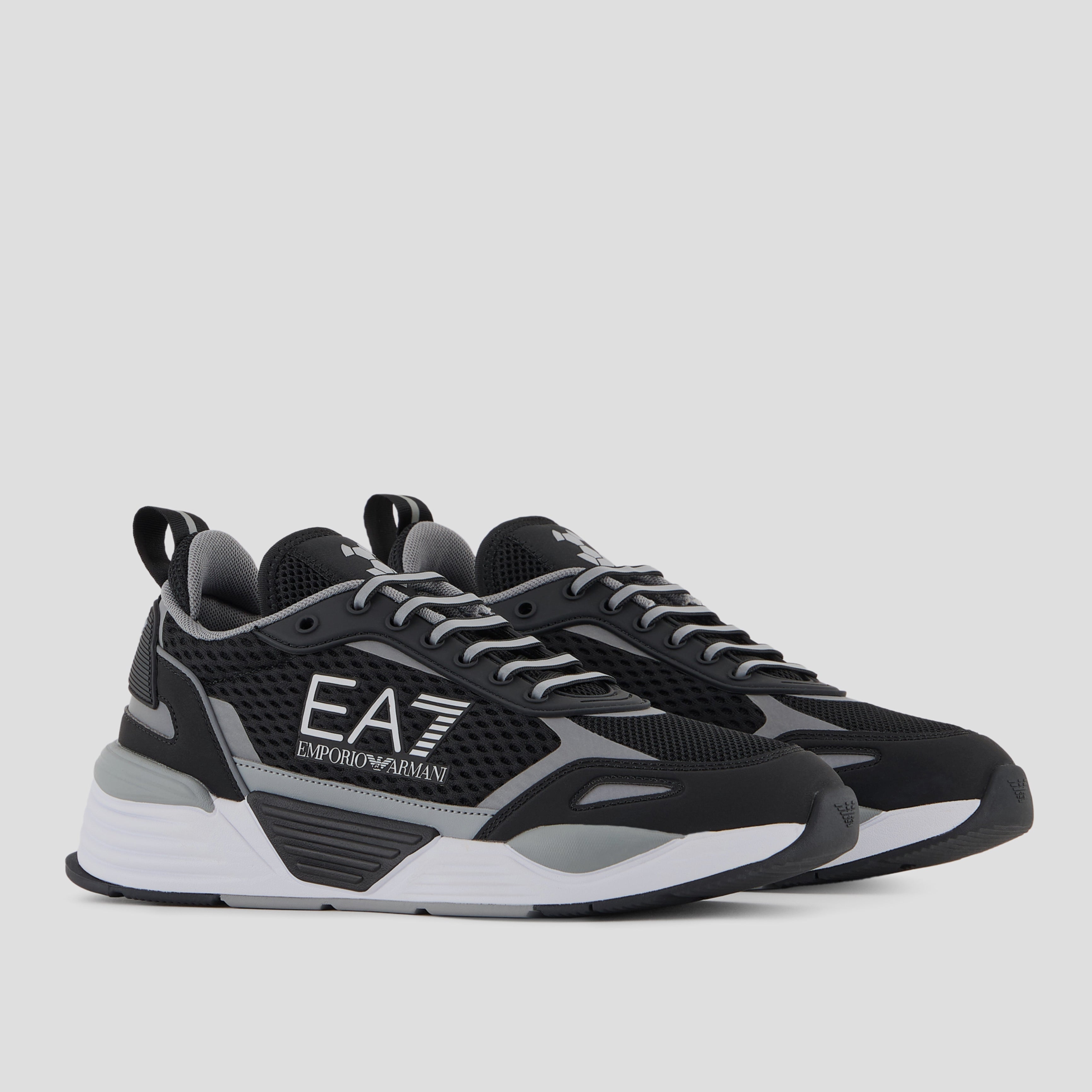 Мъжки маратонки в черно и сиво Men’s EA7 Emporio Armani Ace Runner Mesh Sneakers X8X159 XK379 N763 Black/Gray/White