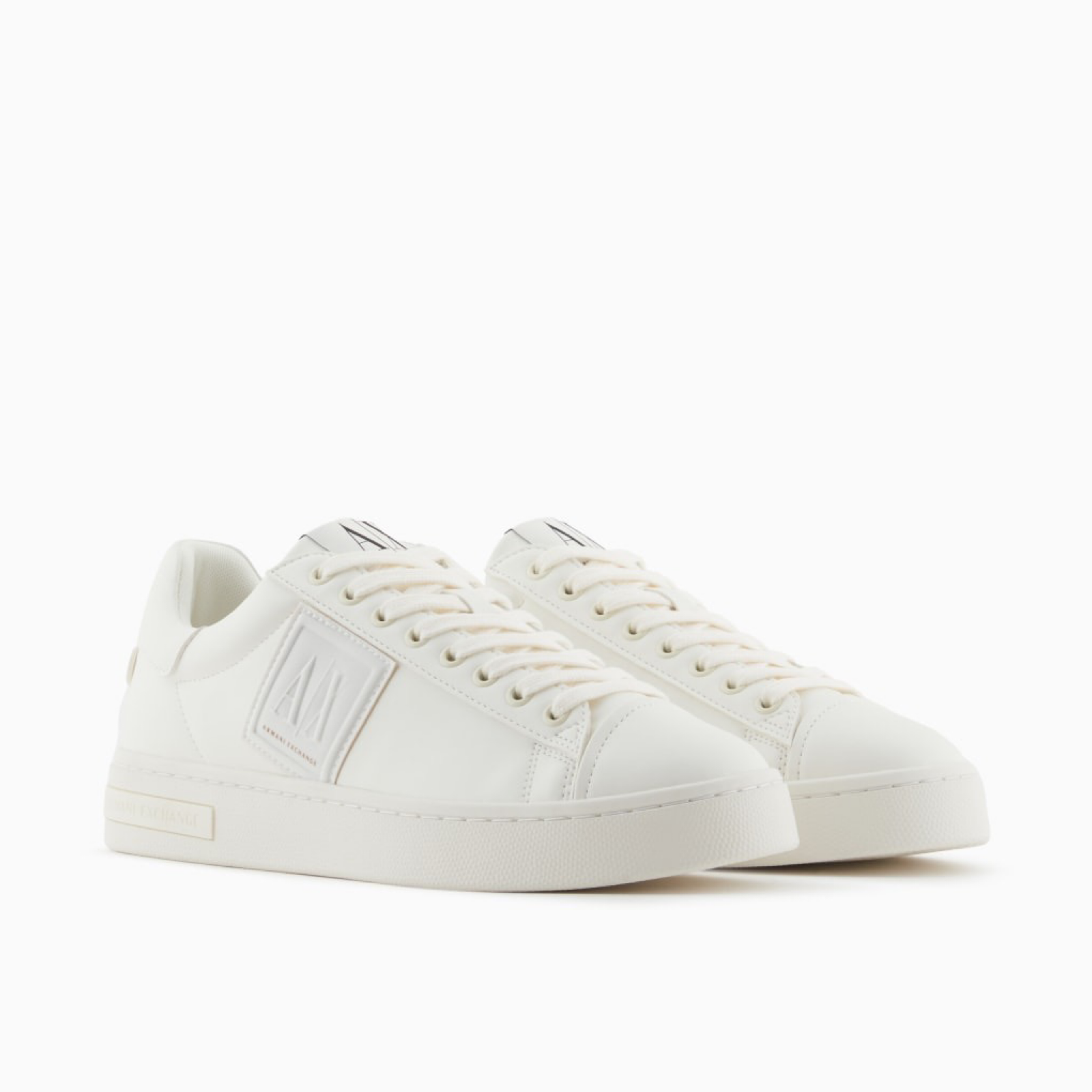Мъжки бели кецове Armani Exchange Men Sneakers XM001990 AF17451 Medial View
