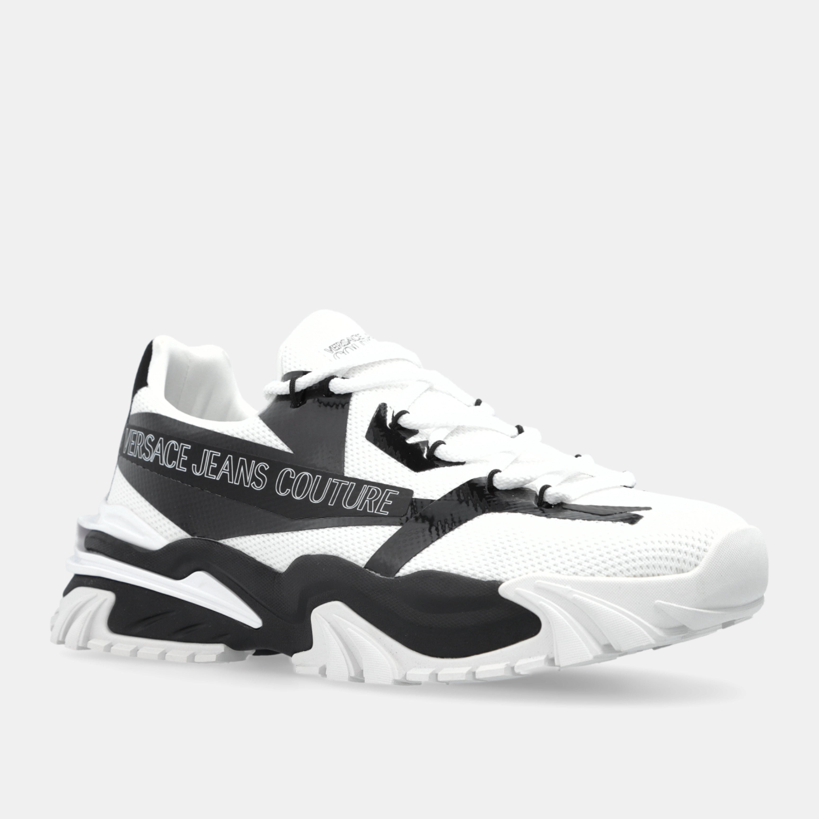 Мъжки маратонки Men’s sneakers Versace Jeans Couture 78YA3SI5 ZSC58 L02 White/Black lateral angled view