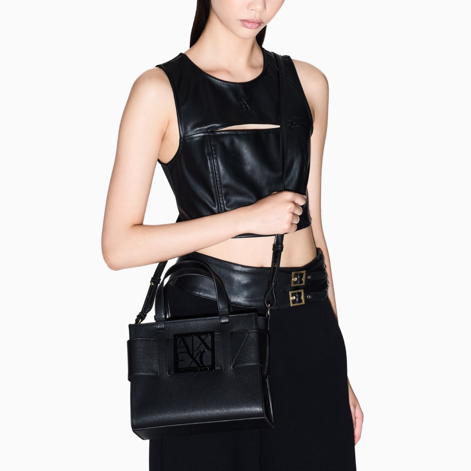 Дамска чанта Armani Exchange Women Handbag 942690 0A874 Model View