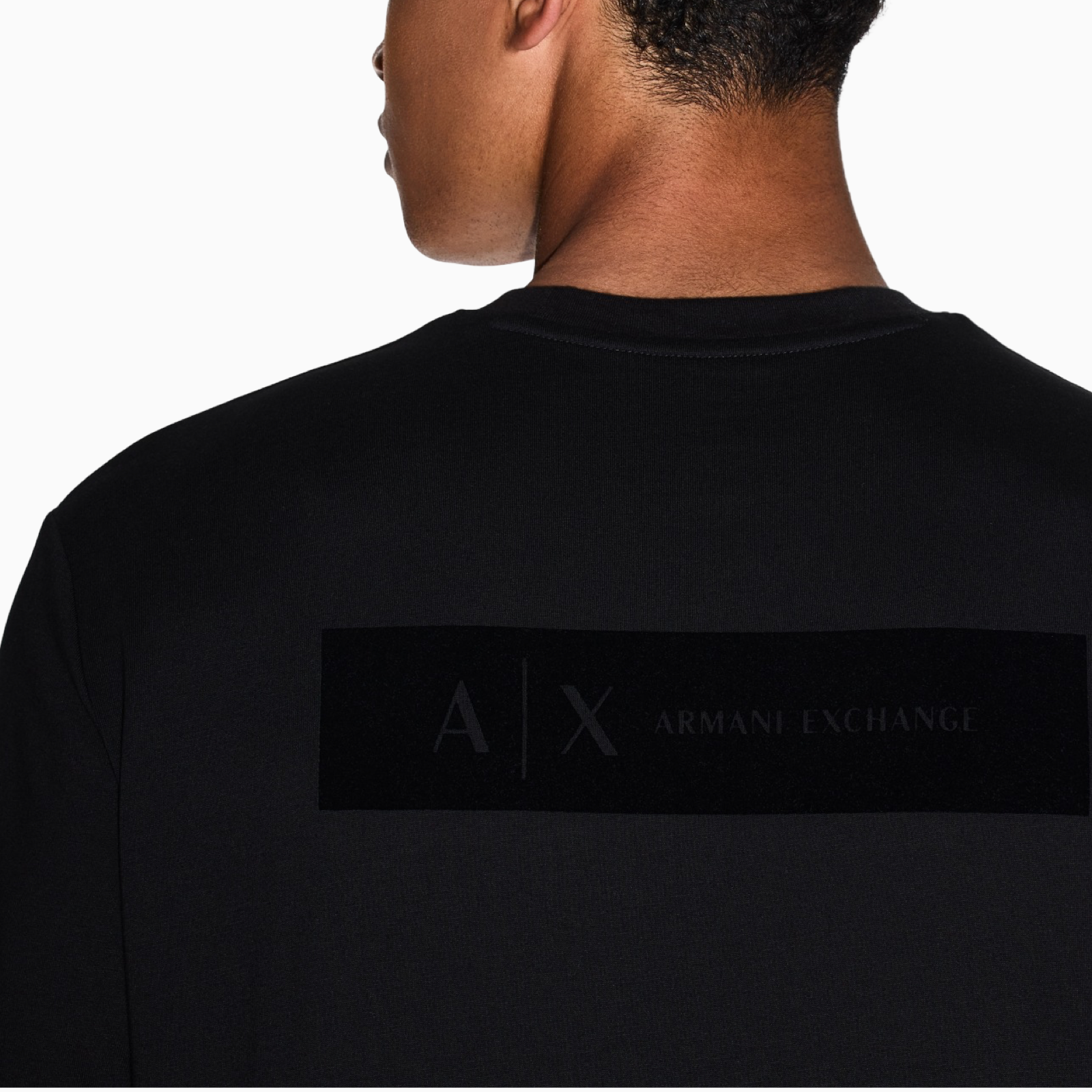 Мъжка черна тениска Armani Exchange Men T-shirt XM001426 AF10362 Close-Up