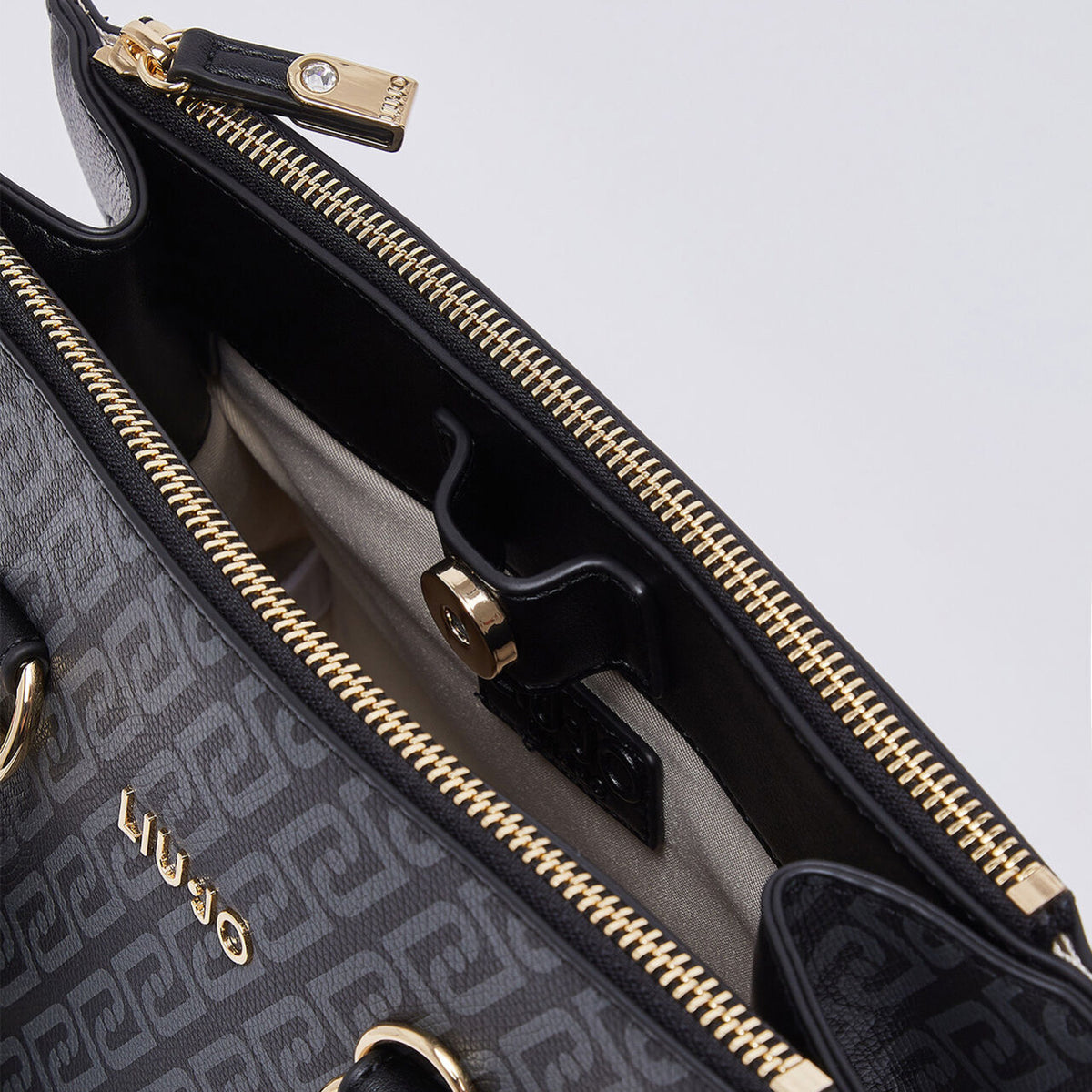 Дамска чанта Liu Jo women’s bag AF6069E1137 22222 Inside view 