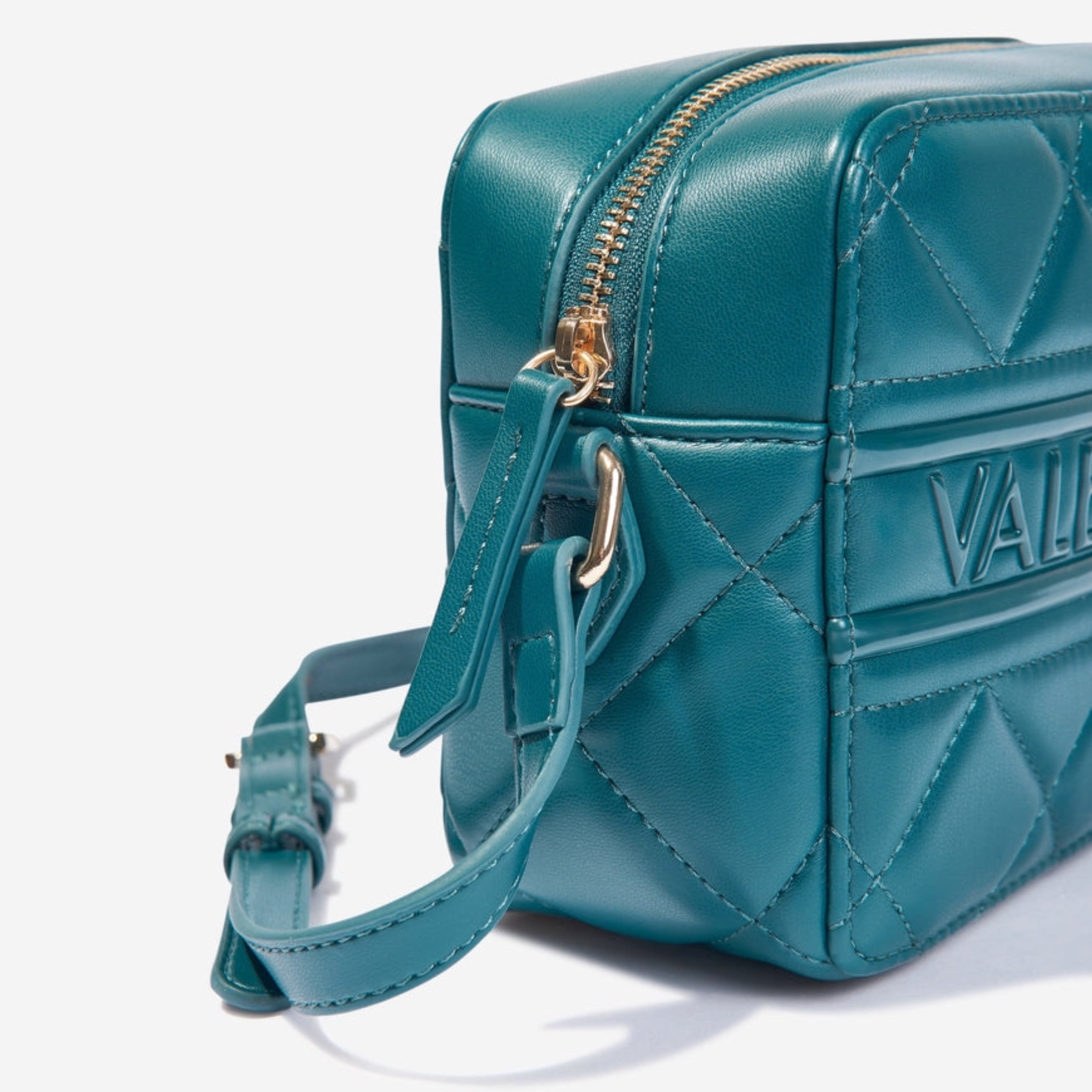 Дамска кросбоди чанта в синьозелено Women’s shoulder bag Valentino Ada
VBS51O09 Ottanio (Blue-Green)