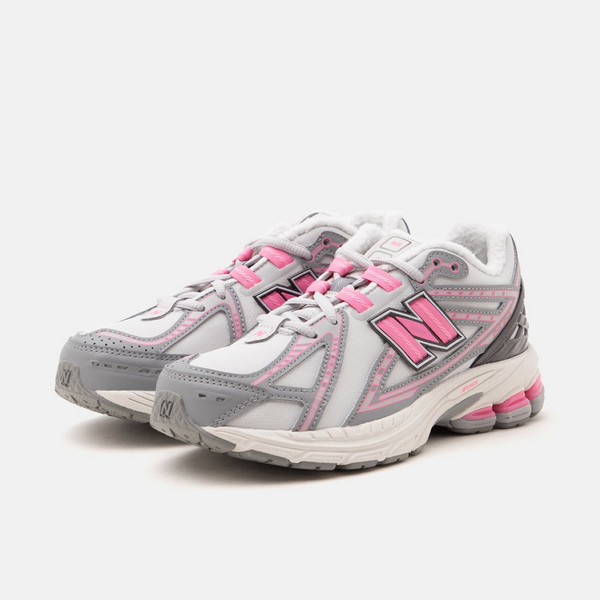 Дамски маратонки New Balance 1906 G19068CA (сиво) Преден изглед
