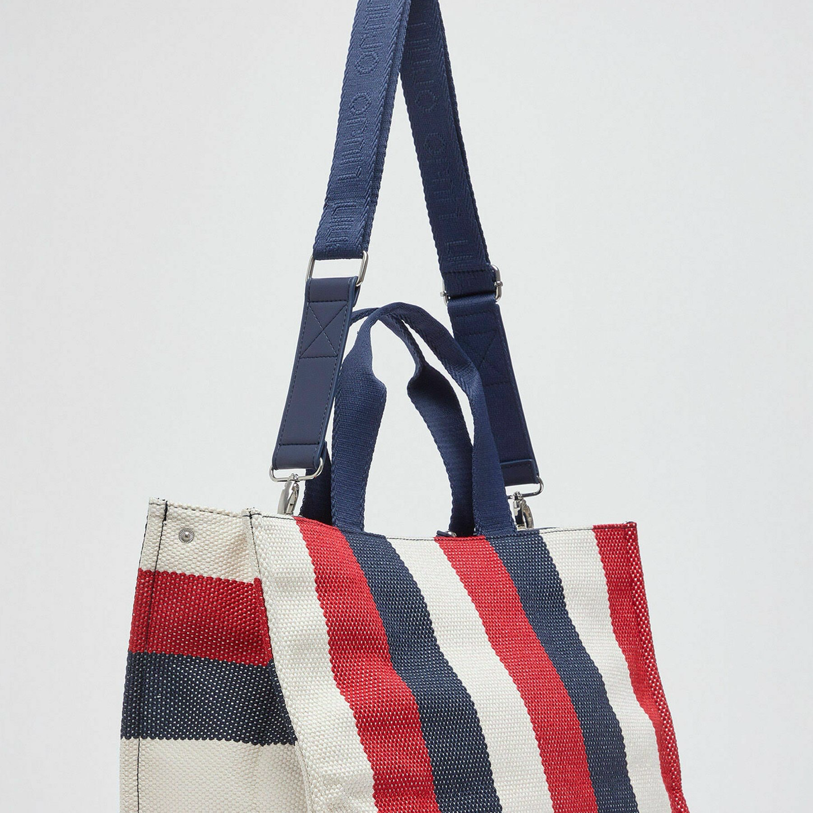 Дамска чанта Liu Jo Women Tote Bag 2A6026 T2176 94111 Side View