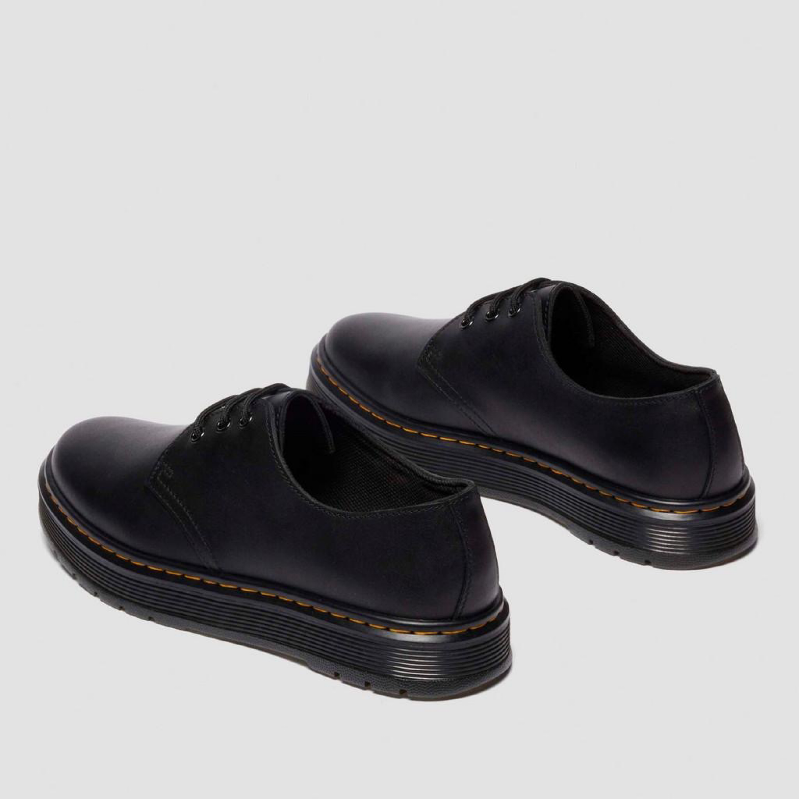 Мъжки черни обувки Dr. Martens Men Shoes 41553001 Heel View