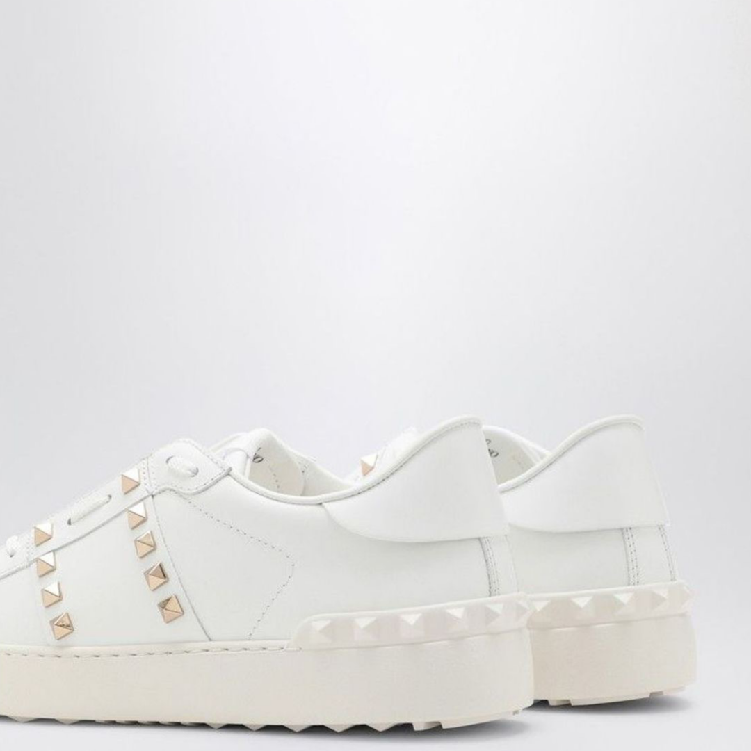 Дамски бели маратонки Valentino Garavani Rockstud Untitled Women Sneakers