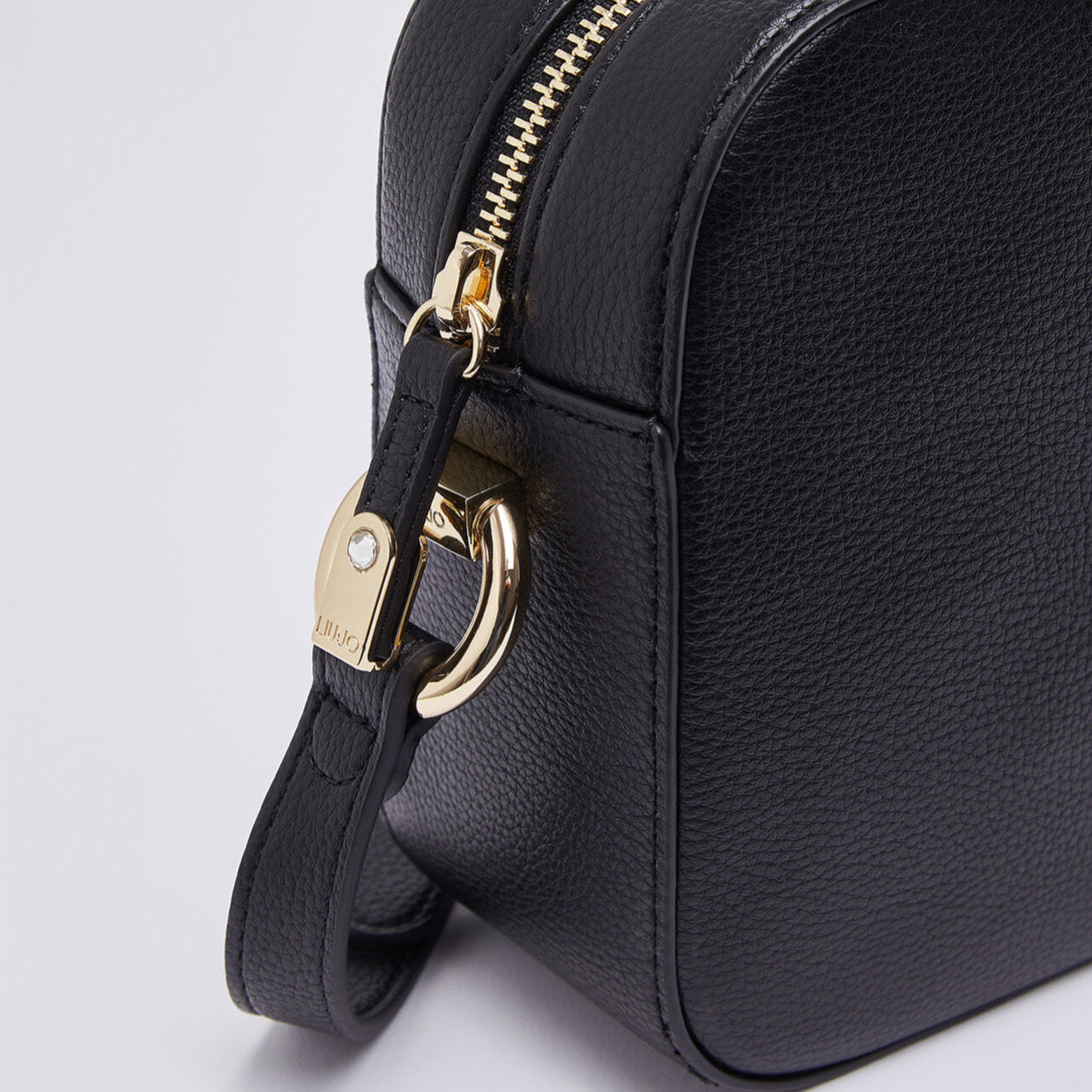 Дамска чанта Liu Jo women’s bag AF6211E1019 22222 Close-up 