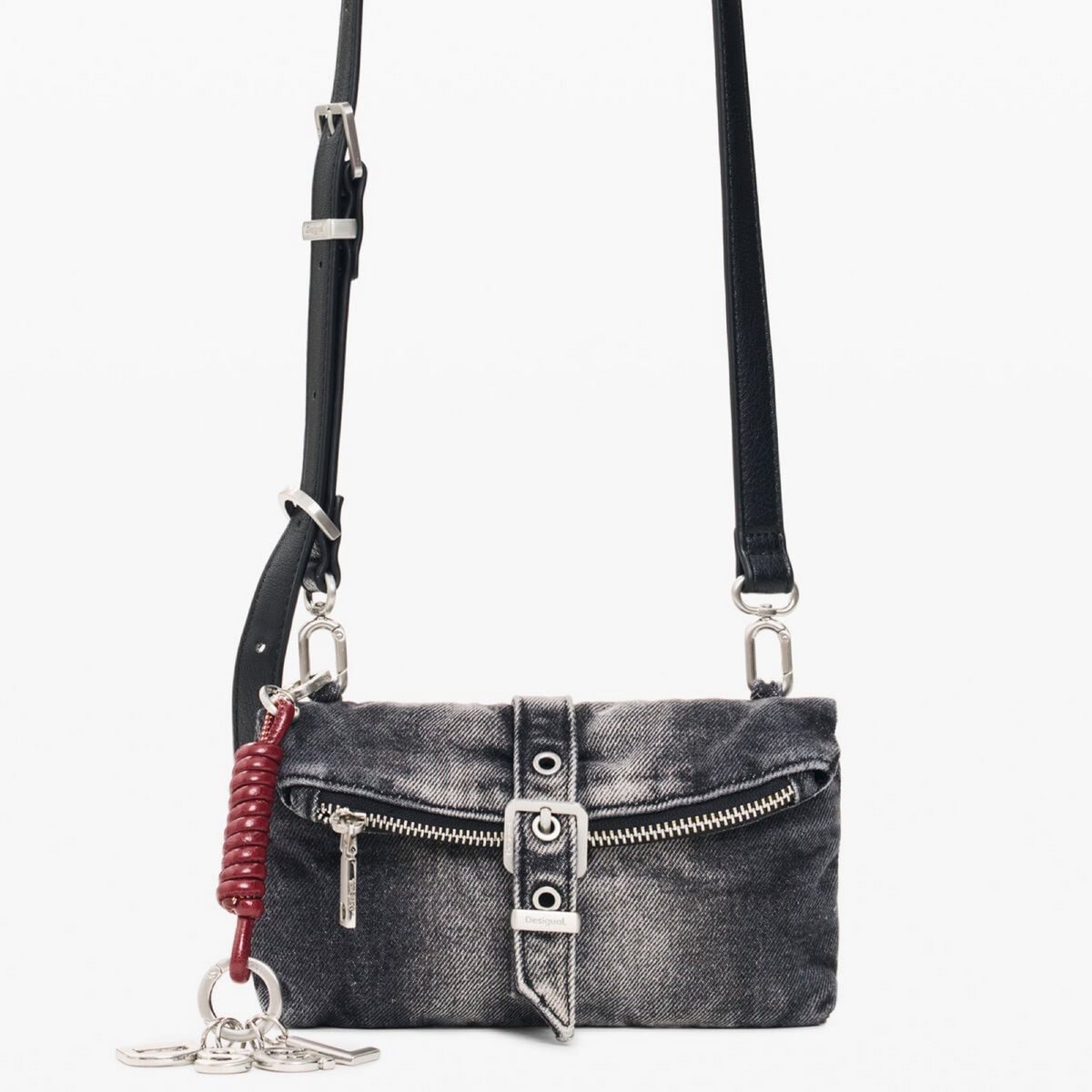 Дамска чанта Desigual Women Bag 26WAYD01 2070 Front View