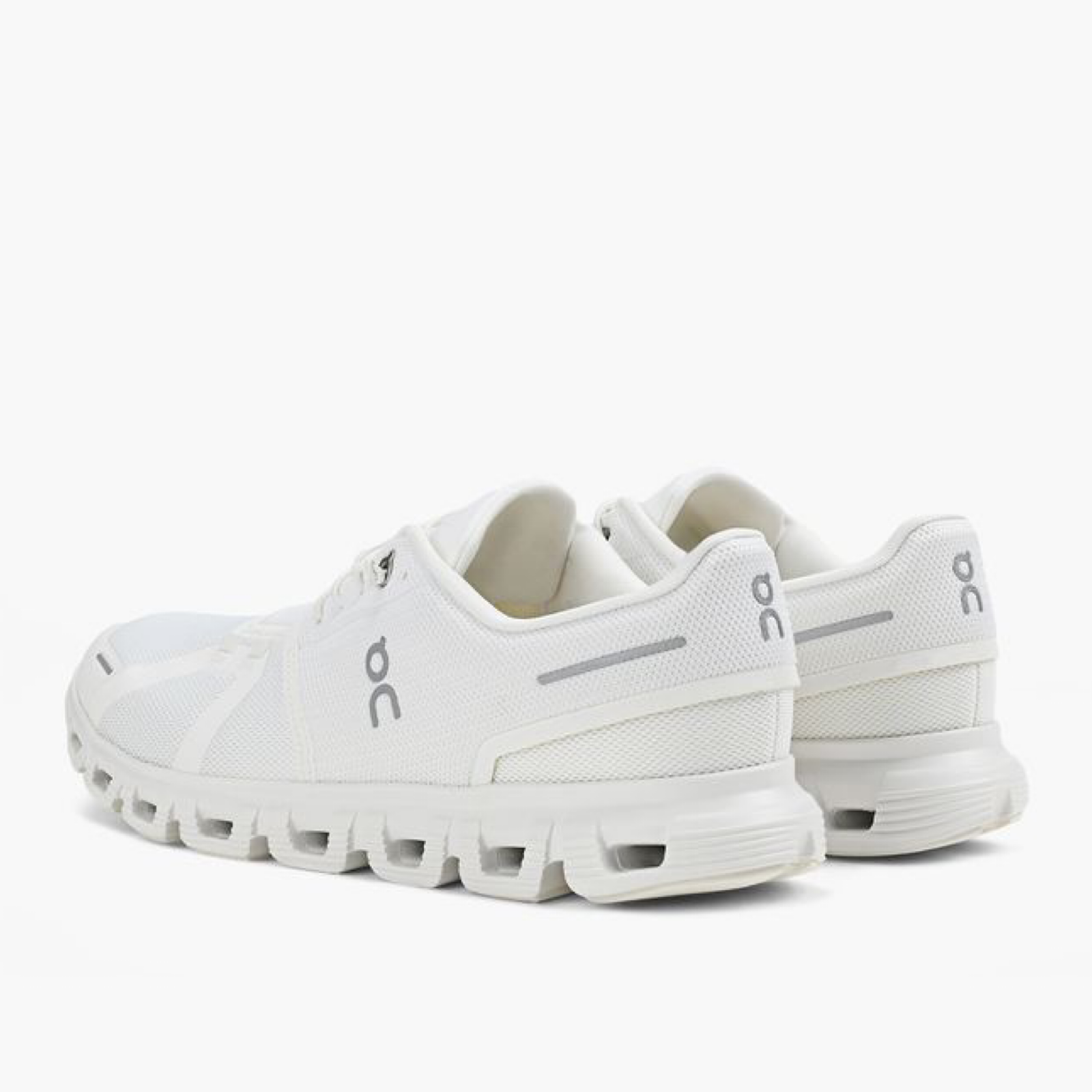 ON Cloud 6 Sneakers Medial View