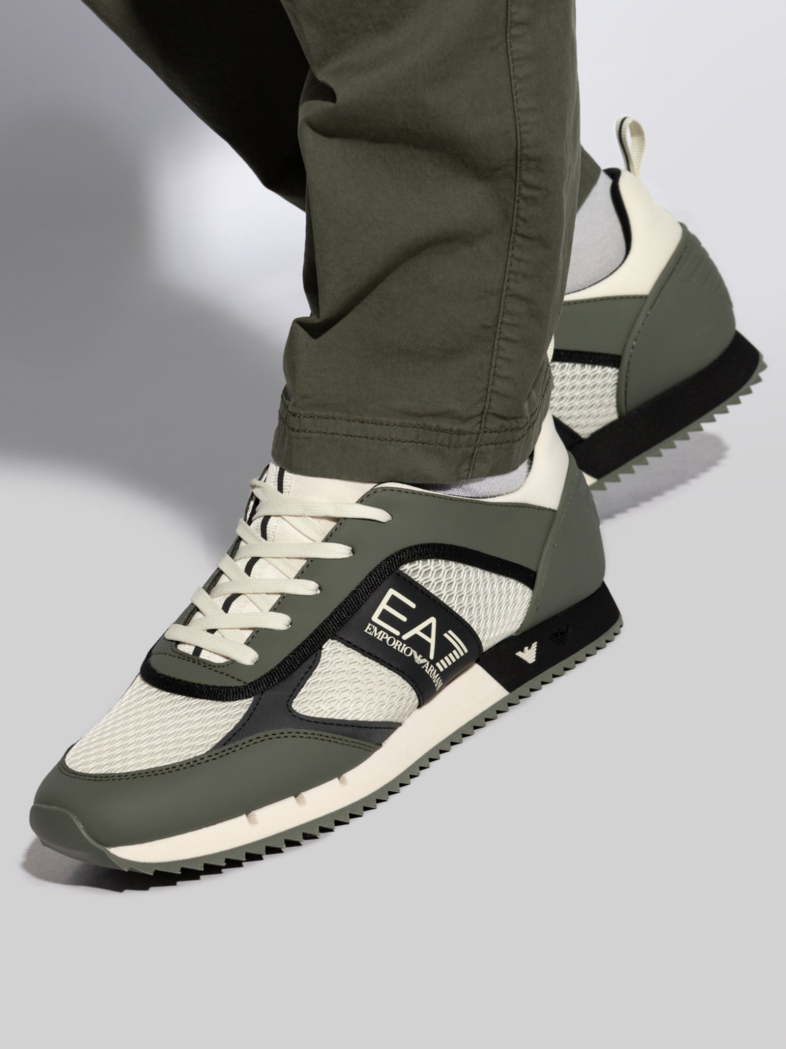 Мъжки спортни обувки Men’s sneakers EA7 Emporio Armani X8X027 XK050 T991 Military Green/Cream