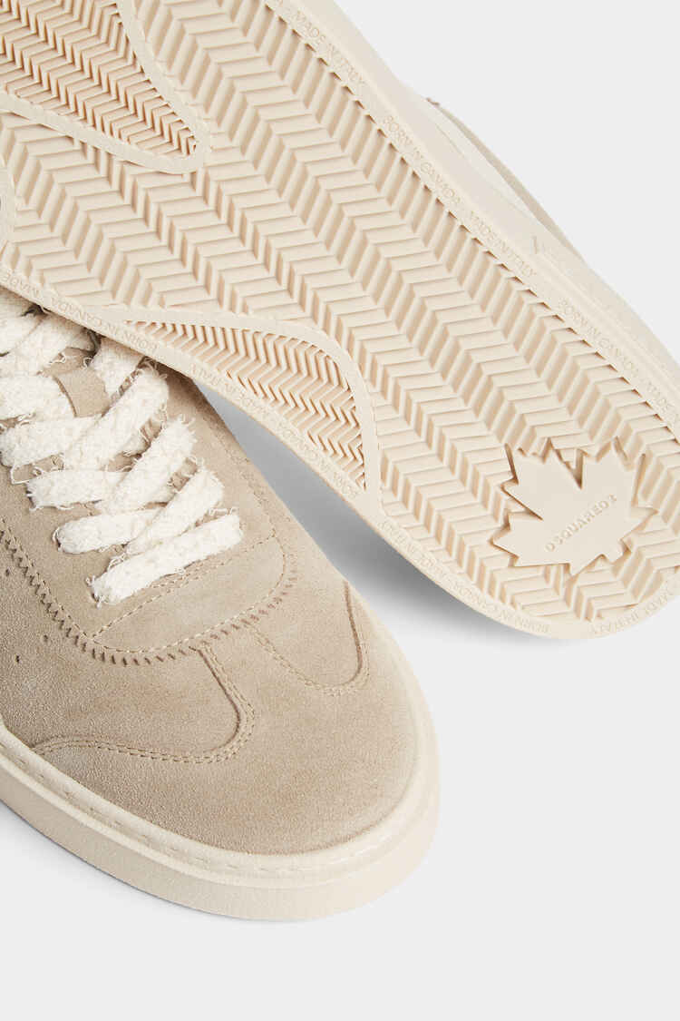 Мъжки кецове в бежово Men’s sneakers Dsquared2 SNM044114170001M4123 Grey/White outsole view