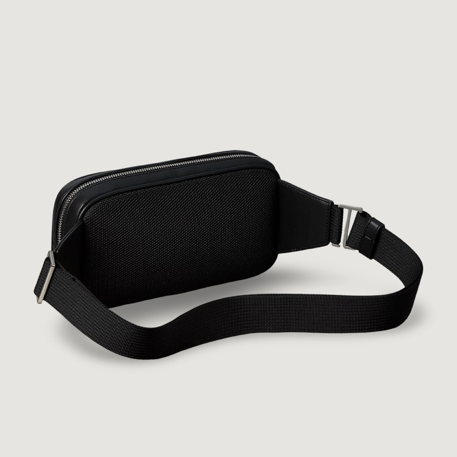 Мъжка чанта за кръста Calvin Klein Men Waist Bag LV04D3388G UB1 Back View