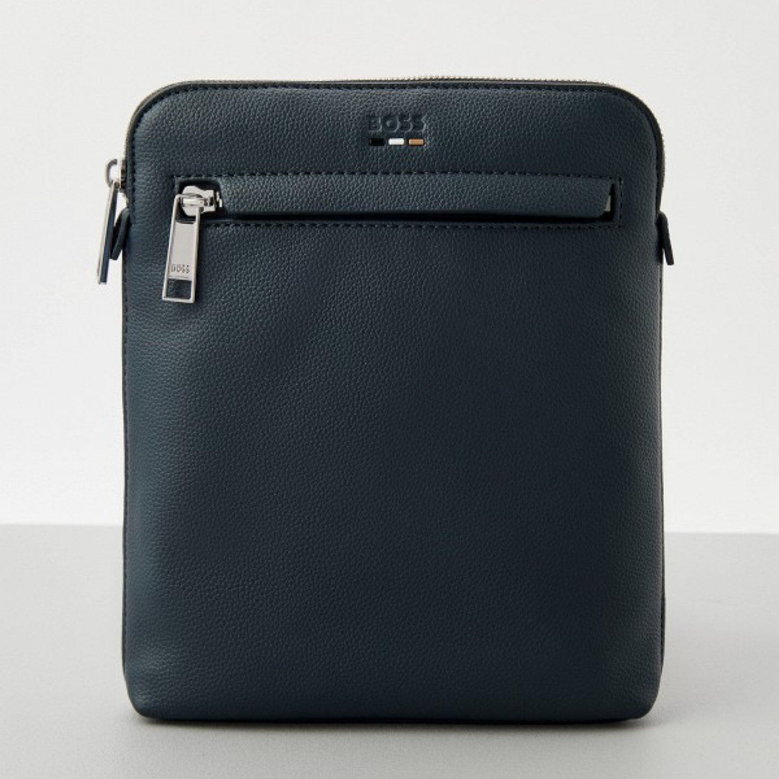 Мъжка синя чанта Boss Bag 50536477 Front View