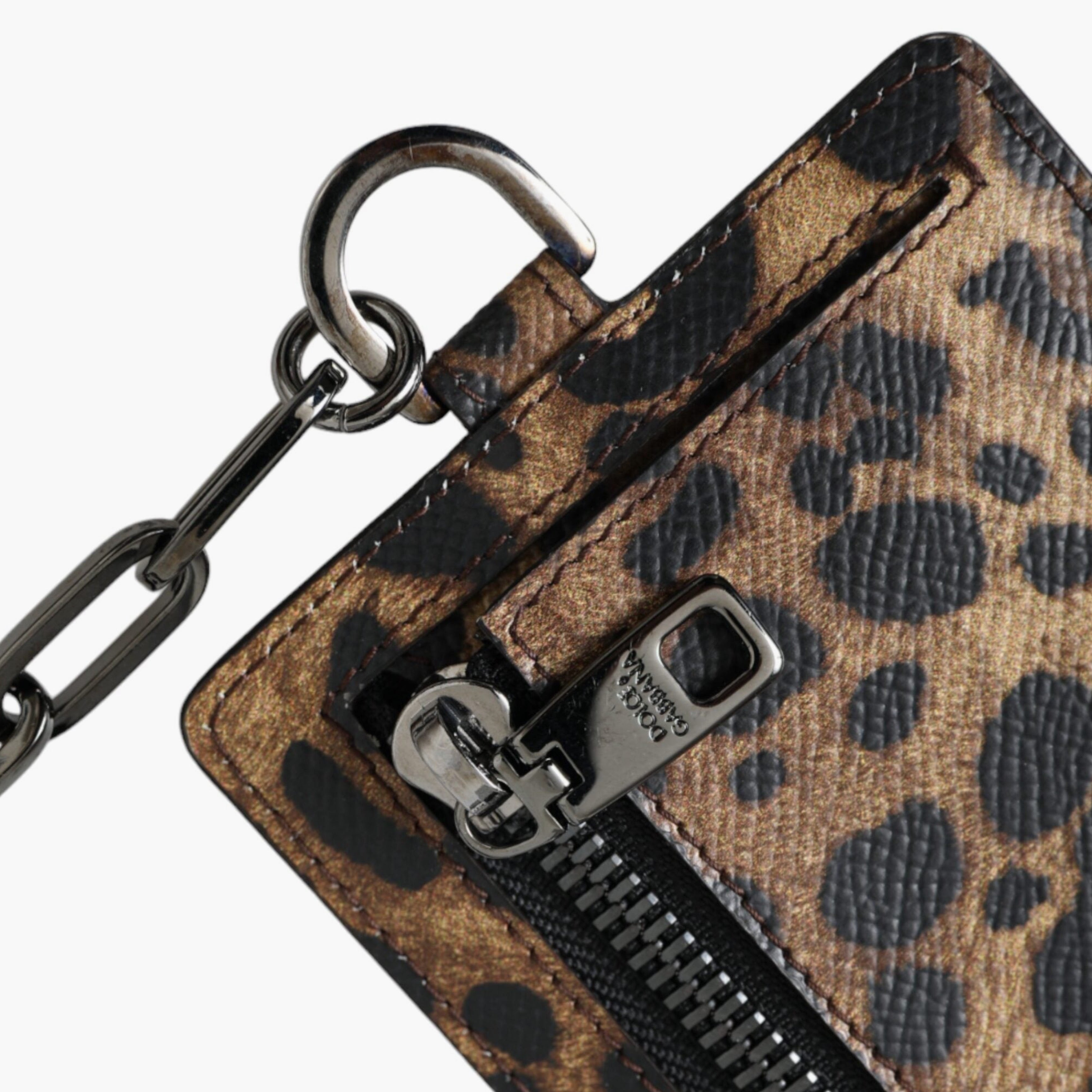 Дамски луксозен леопардов кардхолдър от естествена кожа Dolce & Gabbana Women’s Leather Leopard Print Logo Plaque Cardholder