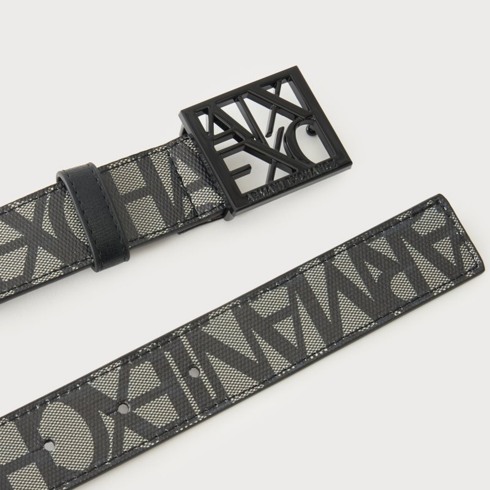 Дамски колан Armani Exchange Women Belt XW003313 AF15324 M2008 Top View