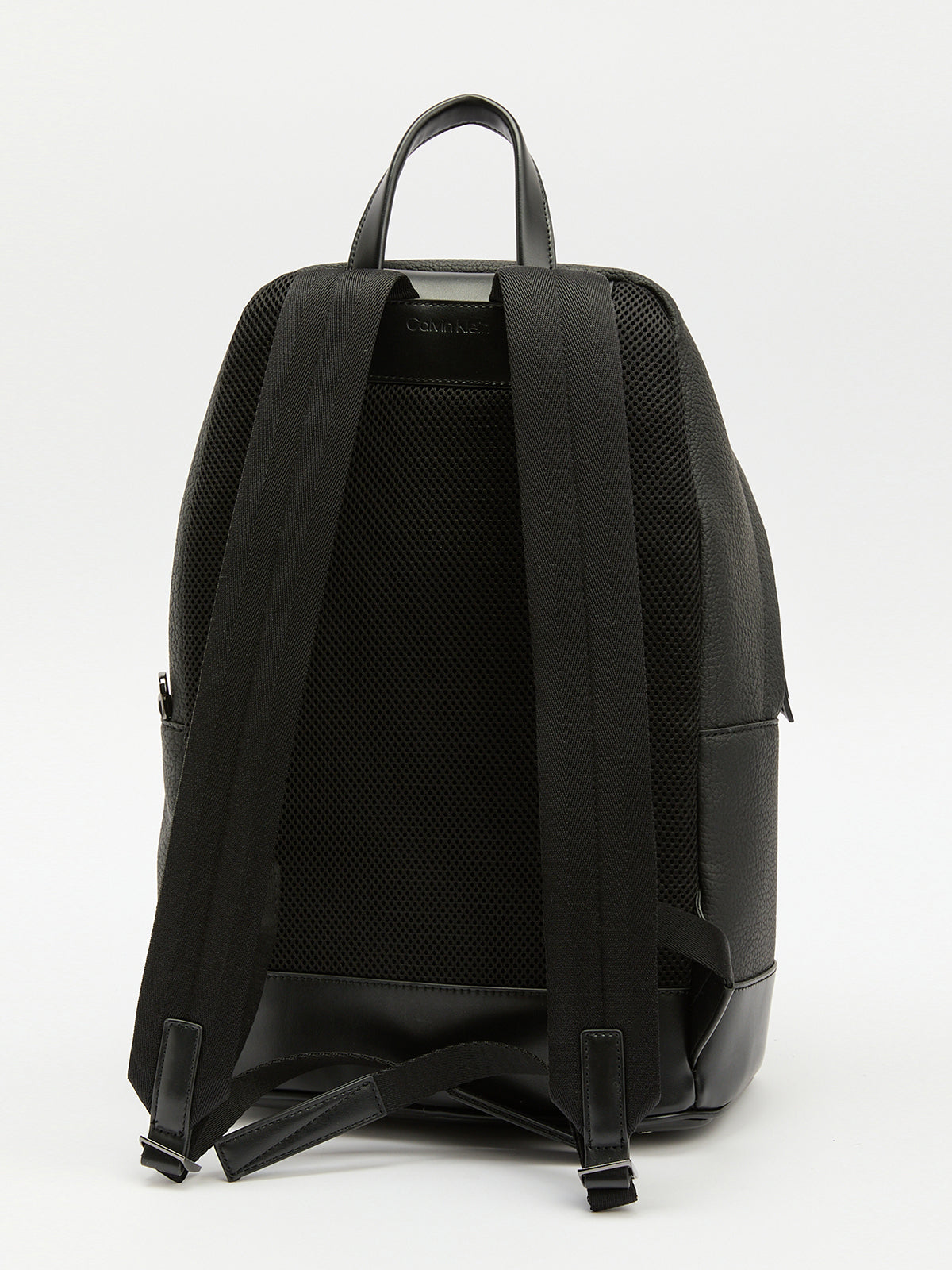 Мъжка раница Men’s rucksack Calvin Klein
K50K511245 Black back view