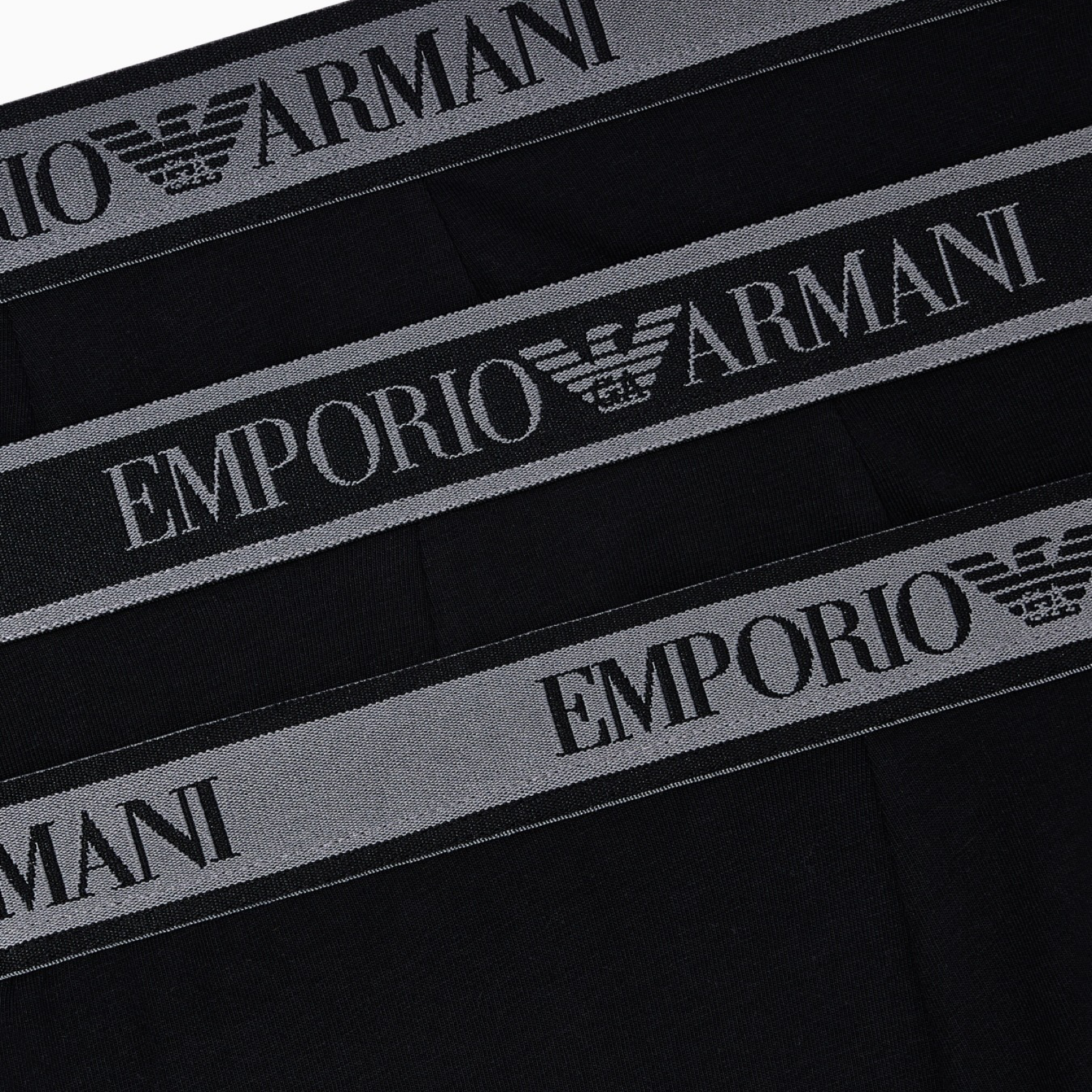 Мъжки черни боксерки Emporio Armani Men 3-pack boxers EM000259 AF10779 MC406 Close-Up