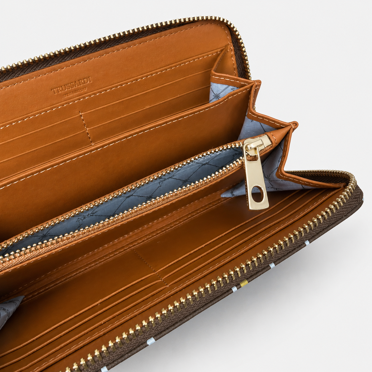 Клъч портмоне Clutch wallet Trussardi Airplane
76W00023 2Y000129 Y601 inside view