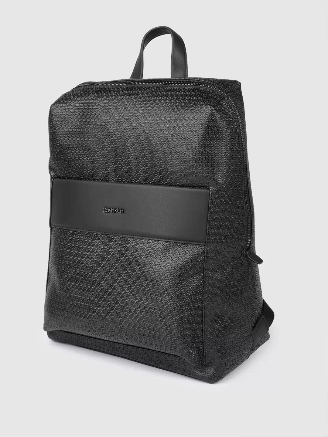 Мъжка раница Men’s rucksack Calvin Klein
K50K510802 Black angled view