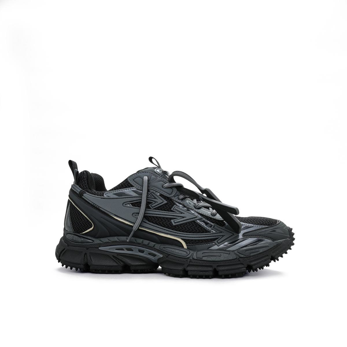 Мъжки кецове Men’s sneakers Off-White 
Be Right Back OMIA295C99FAB0011010 Black lateral view