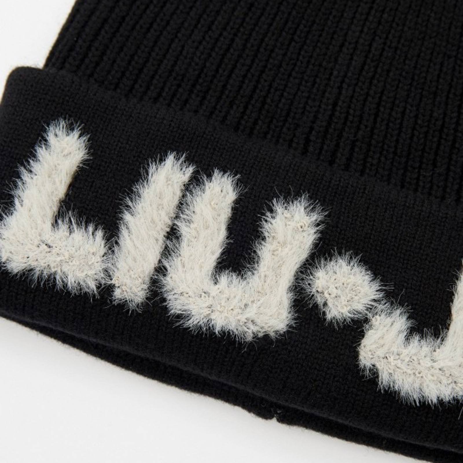 Дамска зимна шапка Liu Jo Women Hat 2F5059 M0300 Close-Up