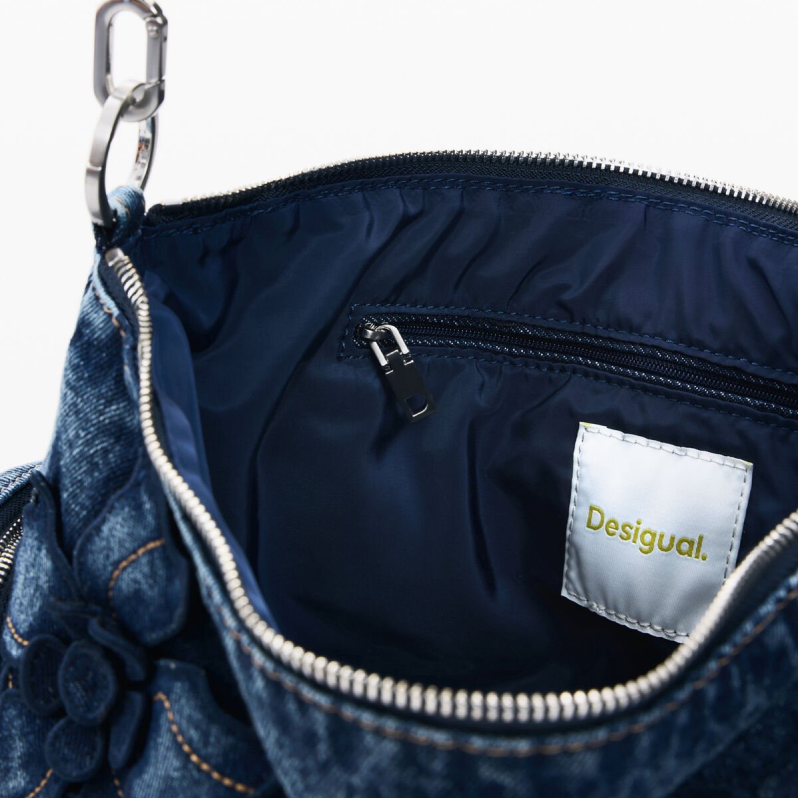 Дамска чанта Desigual Women Handbag 26SAXD21 5008U Inside View