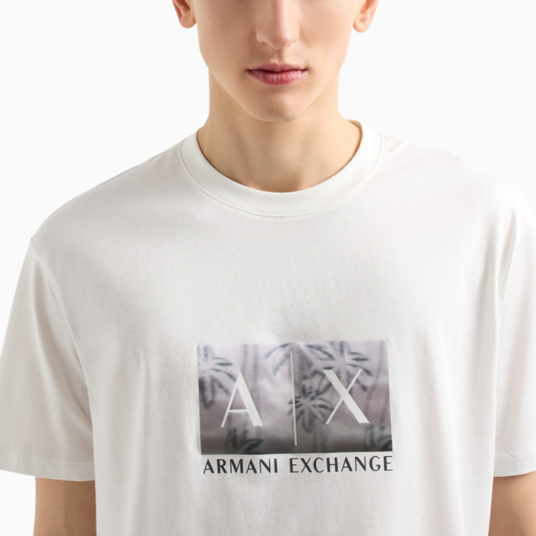 Мъжка бяла тениска Armani Exchange
XM000555 AF10358