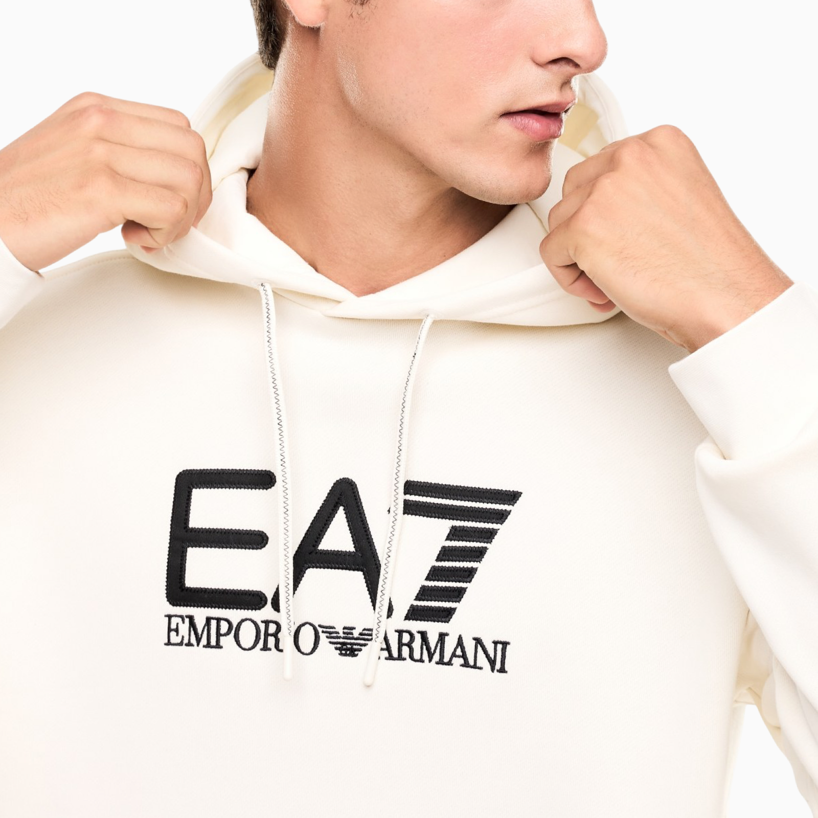 Мъжко бяло худи EA7 Emporio Armani Men Hooded Sweatshirt 7M000909 AF10377 Close-Up