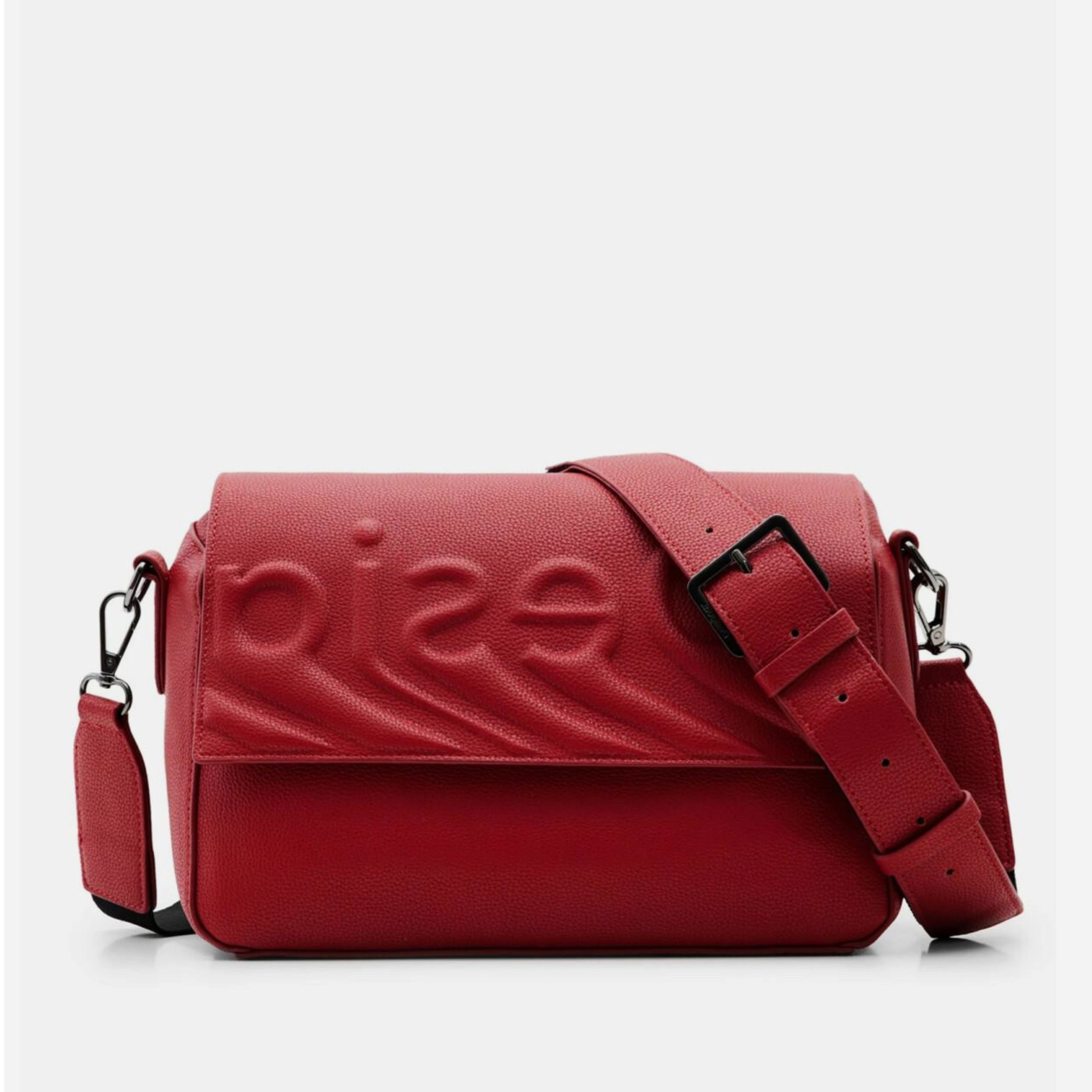 Дамска чанта в червено Women’s shoulder bag Desigual Psico Logo Phuket Straight
22WAXPA8 3000 Red front view