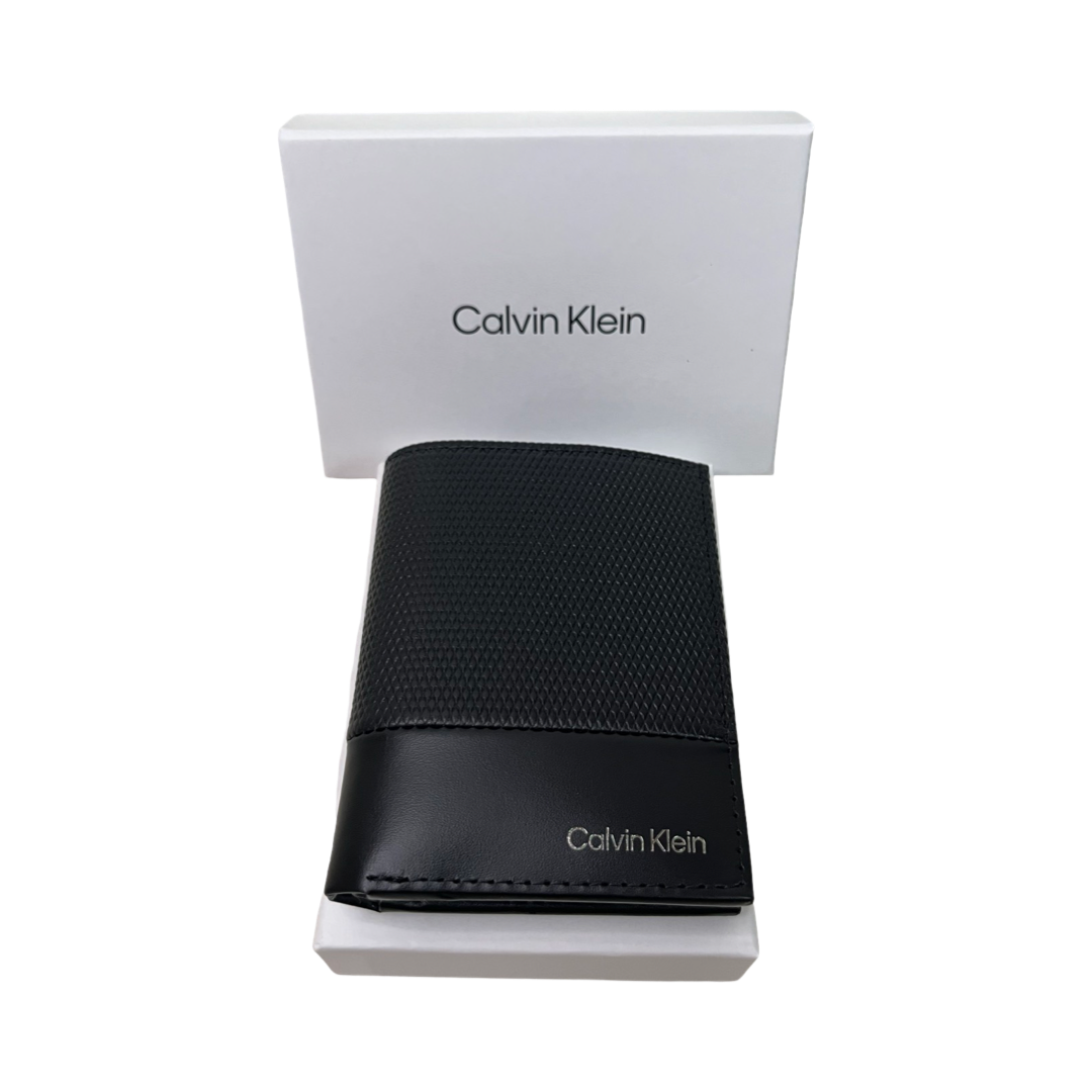 Мъжки вертикален портфейл Calvin Klein K50K512422 в черно