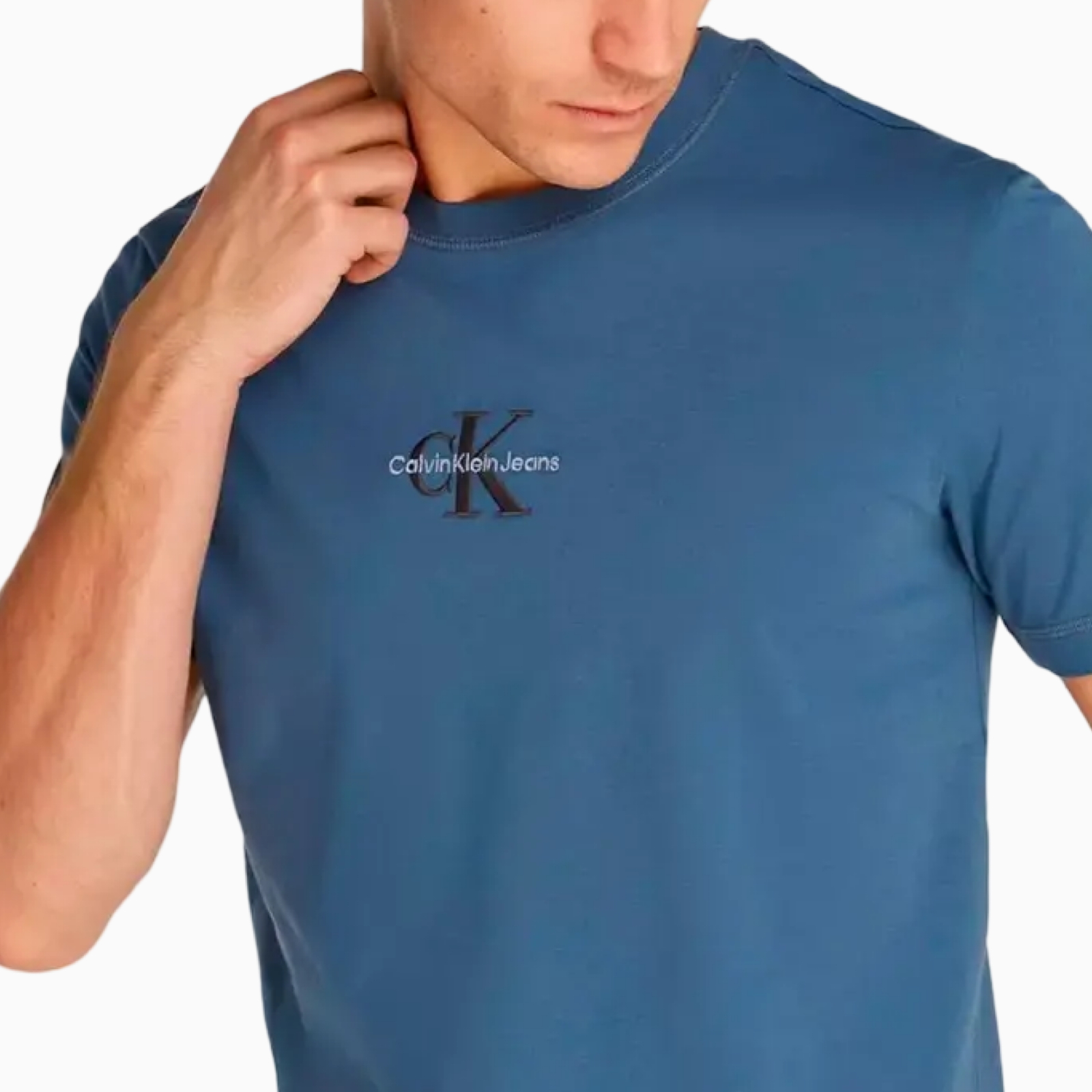 Мъжка синя тениска Calvin Klein Jeans J30J325649