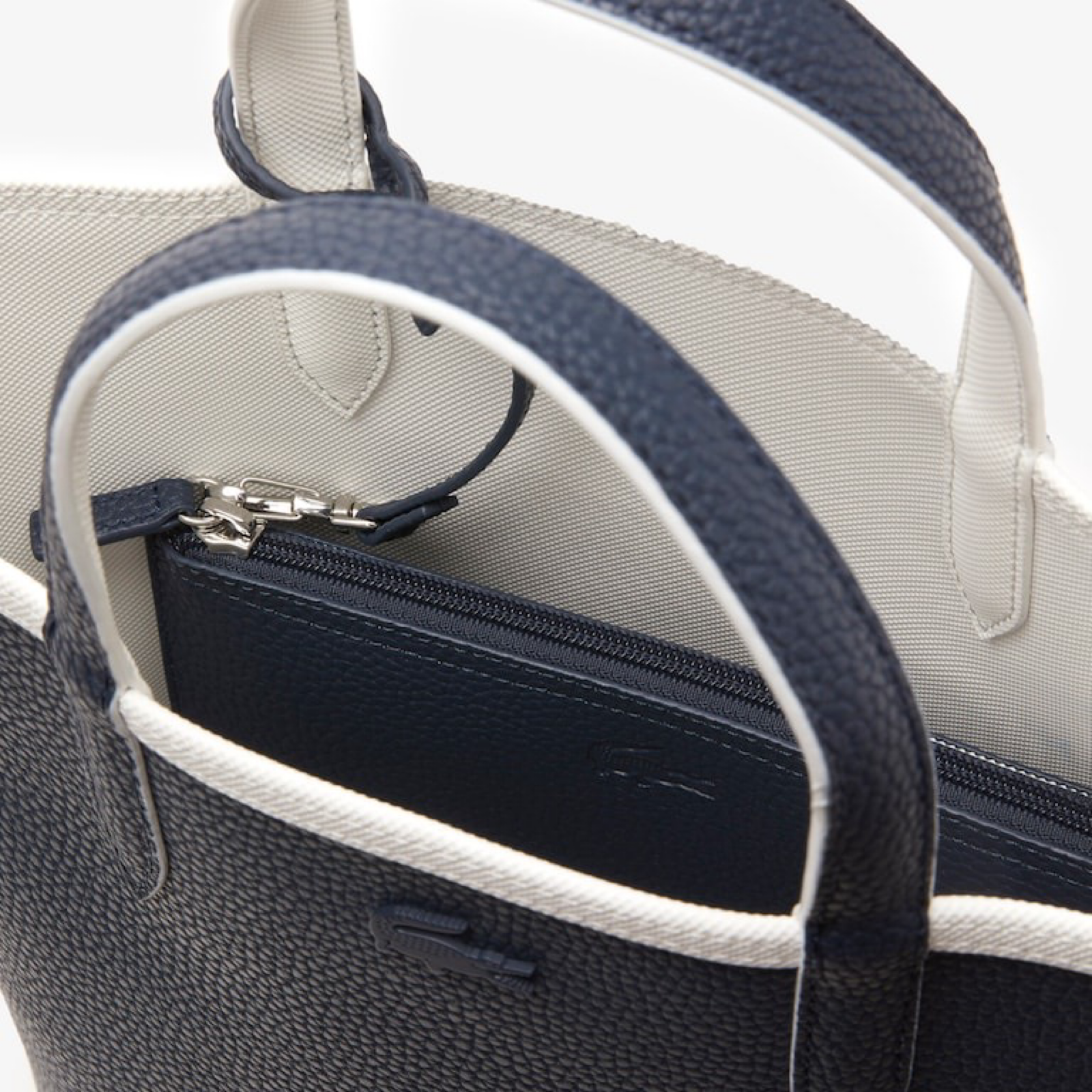 Дамска чанта Lacoste Women Reversible Tote and Pouch Bag NF2991AA Inside View