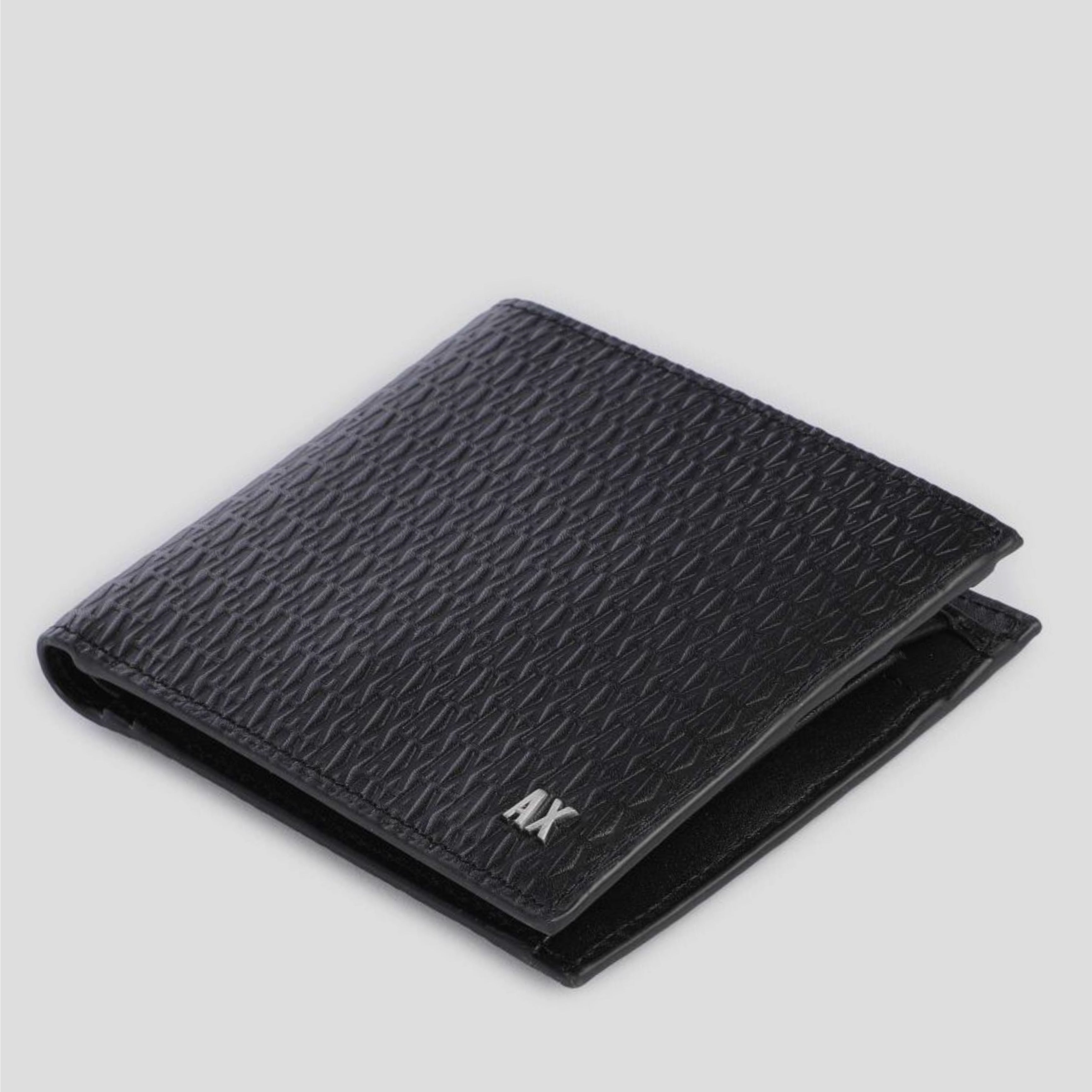 Мъжки портфейл от естествена кожа Men’s wallet Armani Exchange
958097 4R847 00020 Black