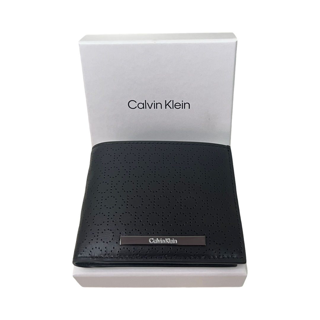 Мъжки портфейл от естествена кожа Calvin Klein K50K511835 в черно