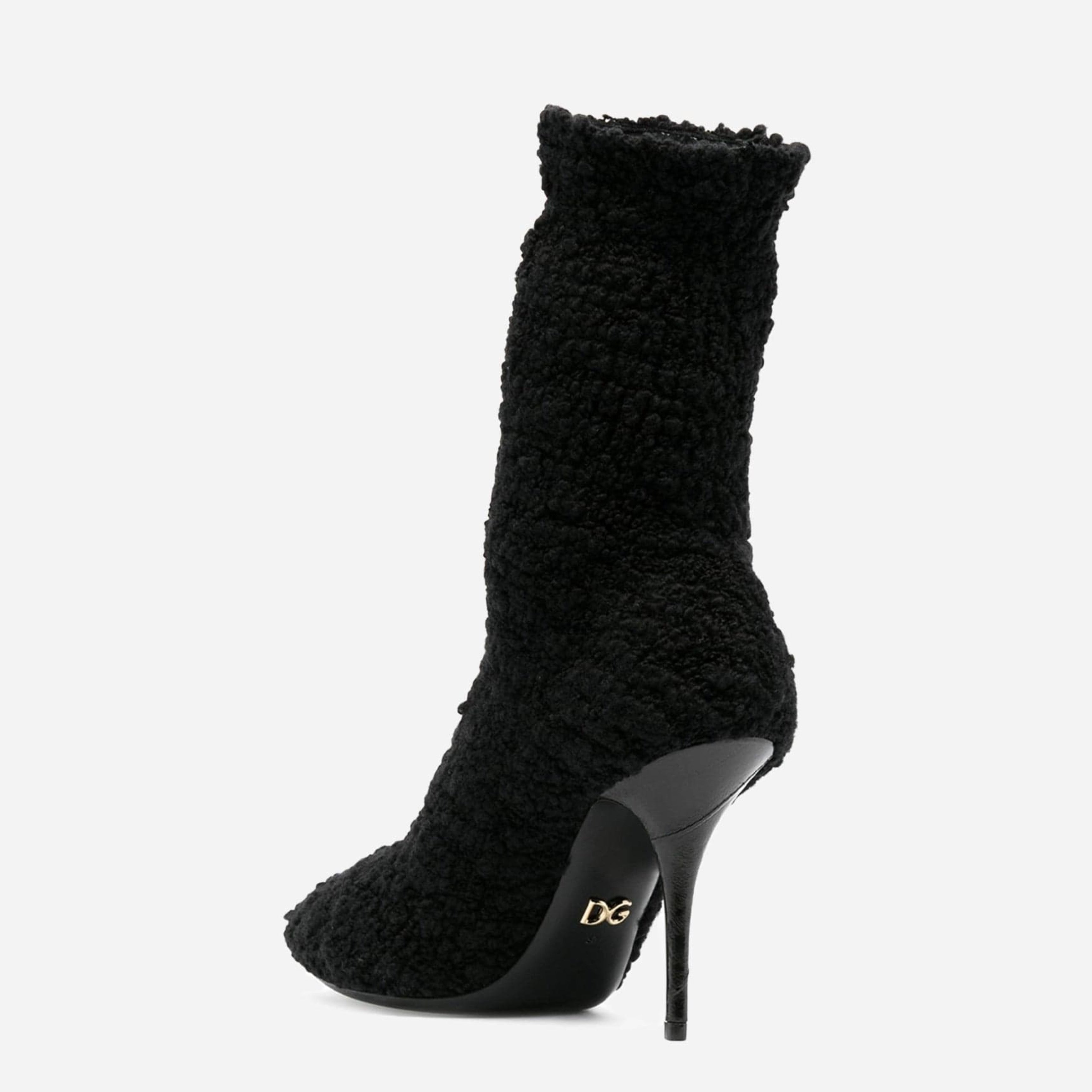 Дамски луксозни боти на висок ток от вълна в черно DOLCE & GABBANA
Women’s Black Virgin Wool Ankle Boots