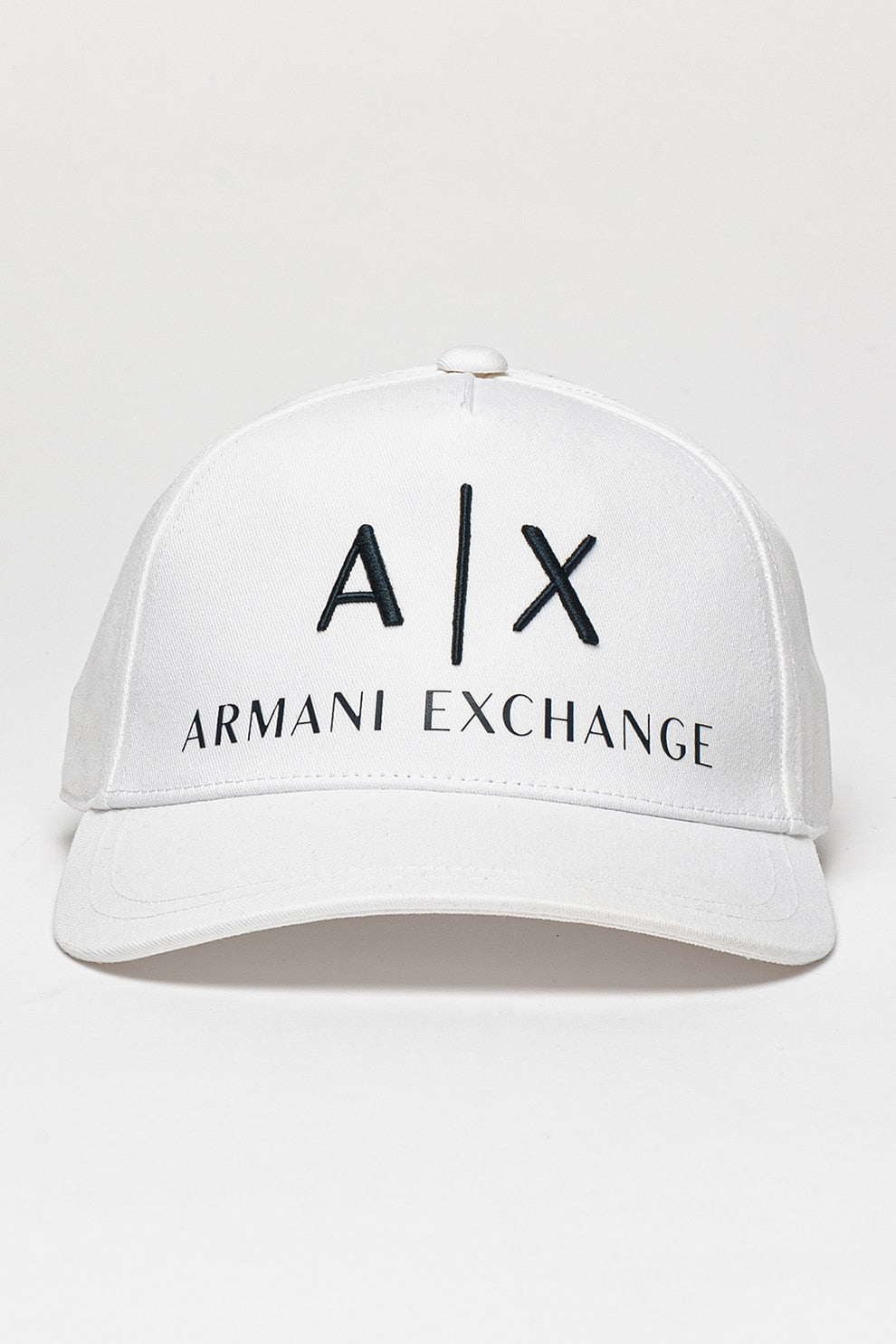 Шапка с козирка в бяло Armani Exchange 954039 CC513 00010 нова колекция