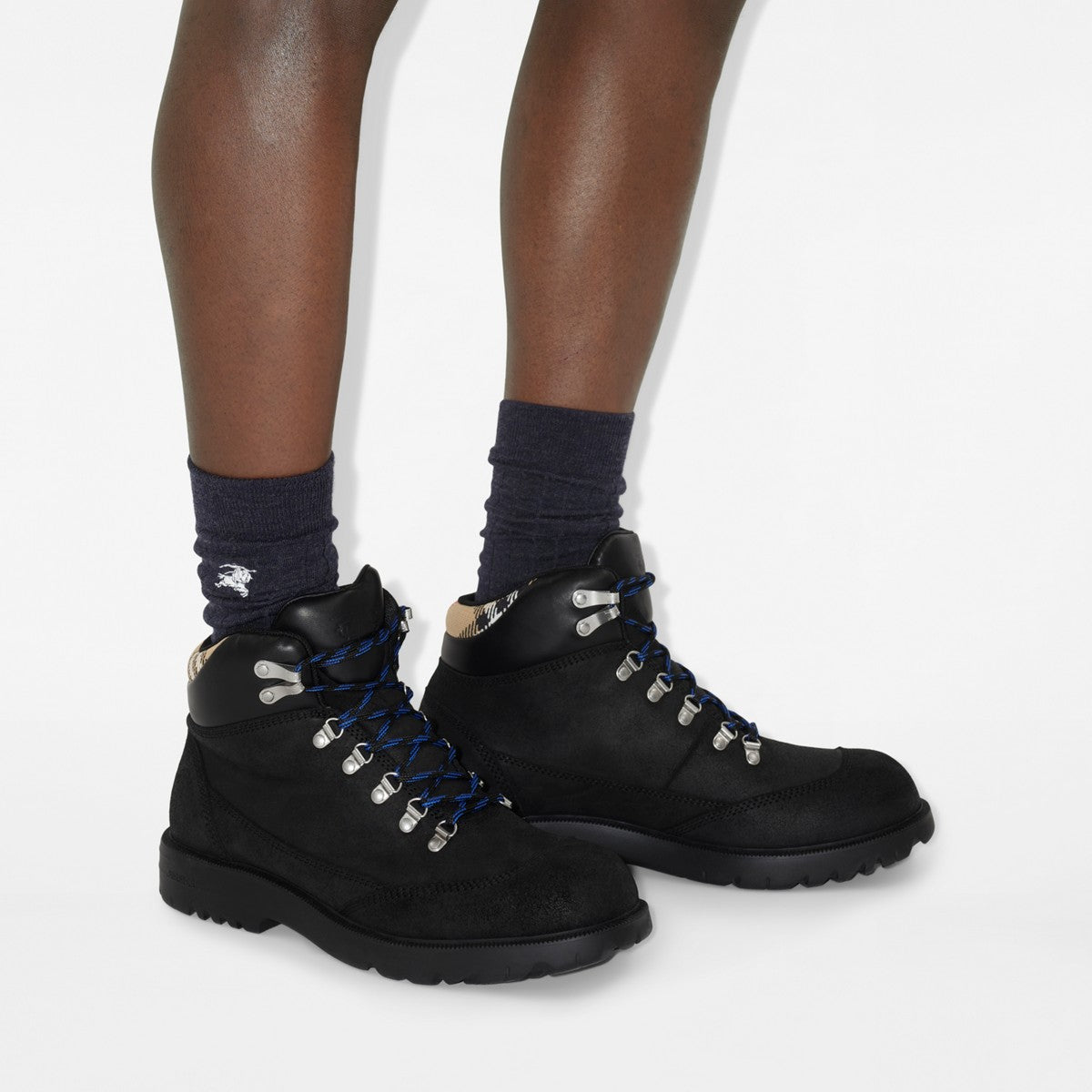 Мъжки туристически боти Men’s hiking ankle boots Burberry Moore
81116741 lifestyle view
