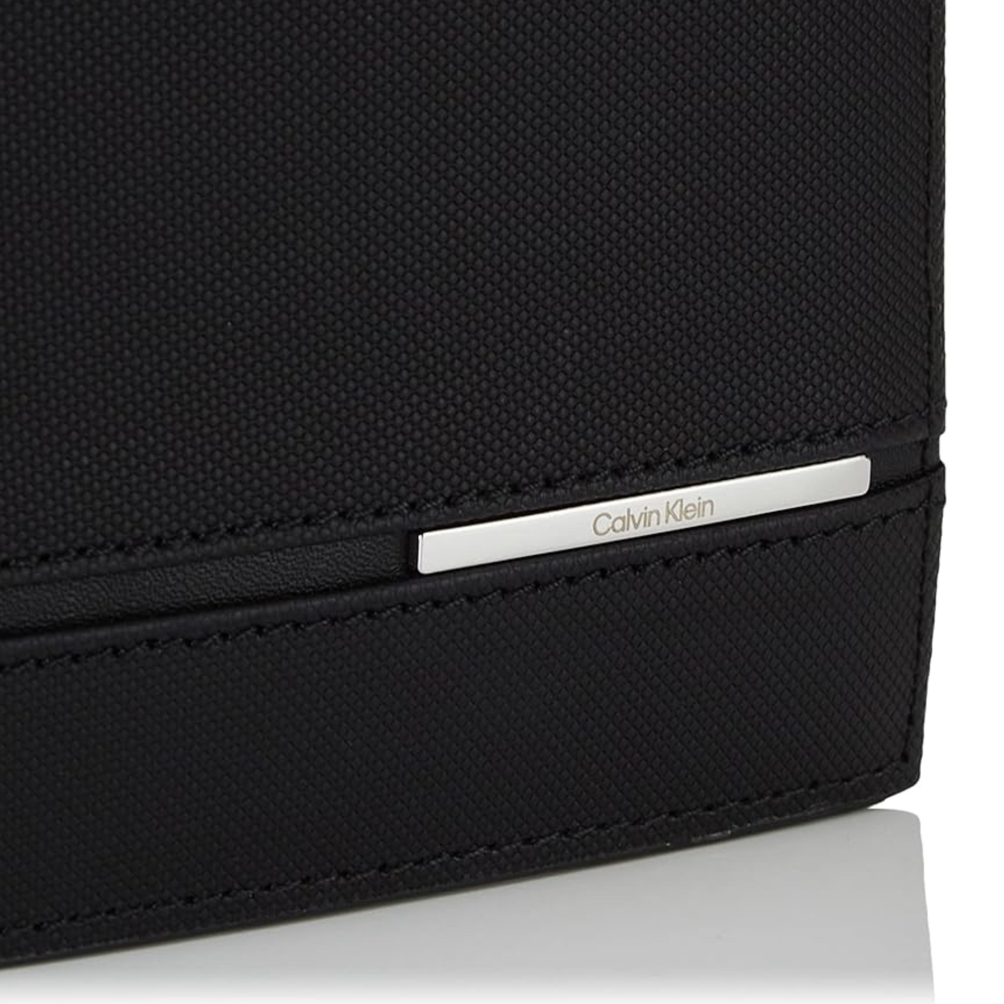 Мъжки портфейл Men's wallet Calvin Klein
K50K509638 Black detail view