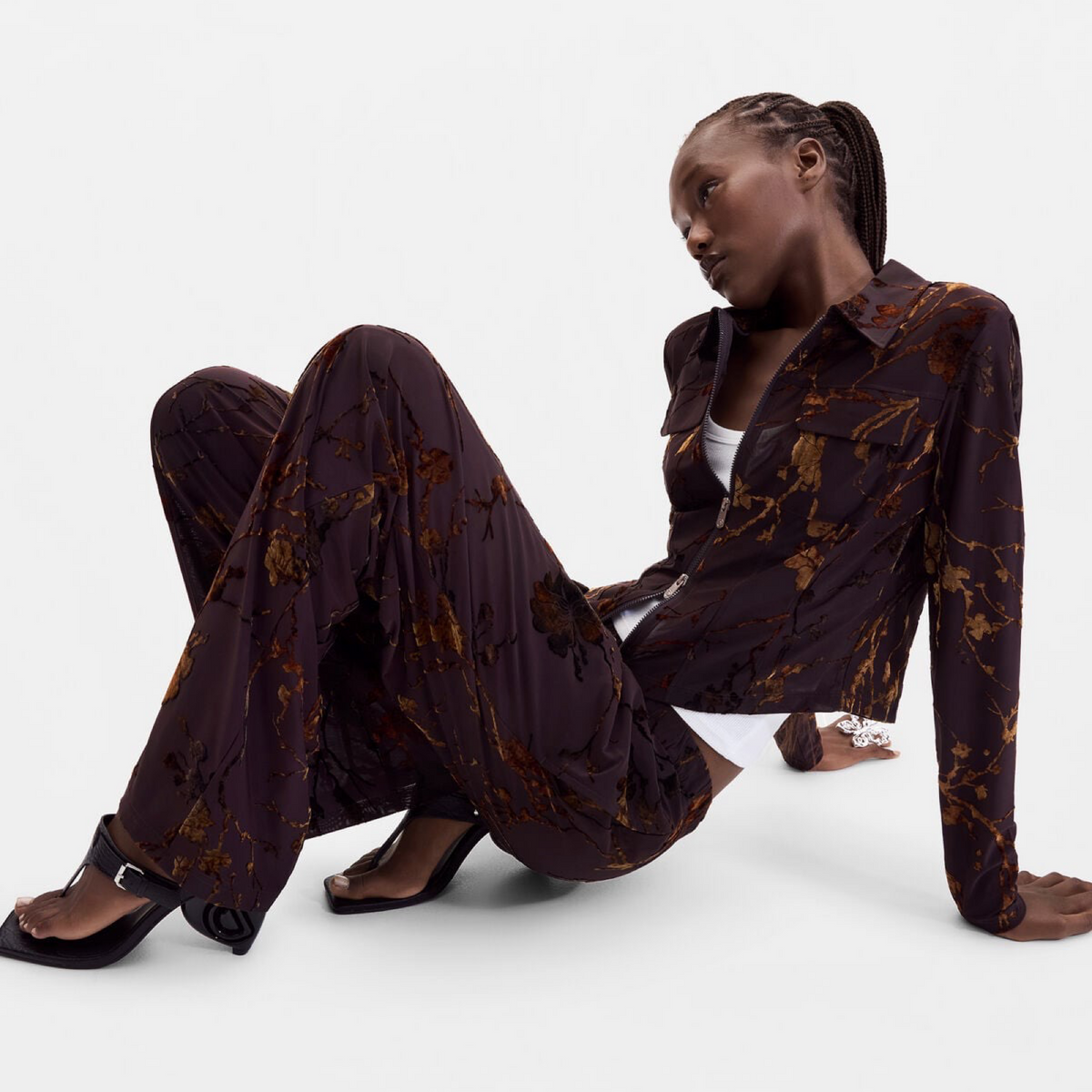 Дамски панталон Desigual Women Trousers 26WWPK03 6000 Side View