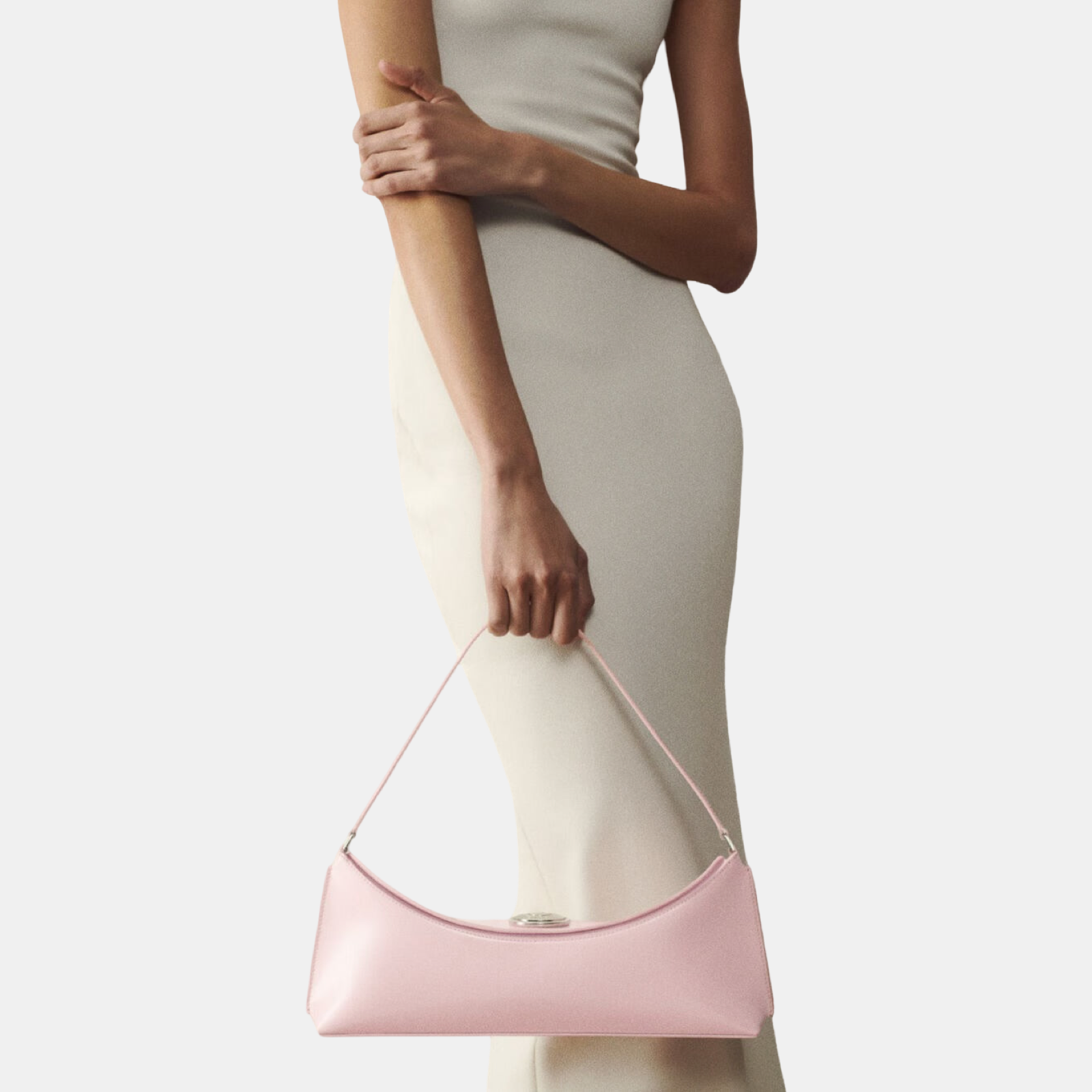 Jacquemus The Ovalo Shoulder Bag BAW00438AC18A01 405 Hand View